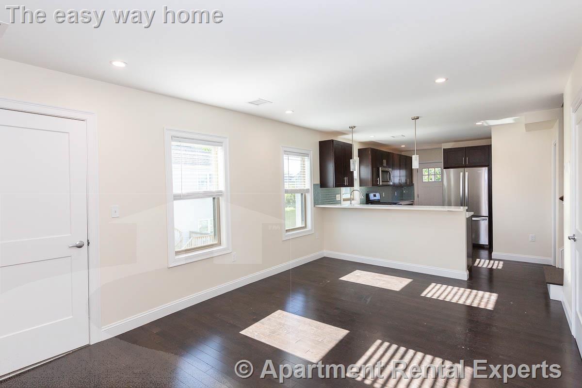 39-41 Harvard St, Tufts