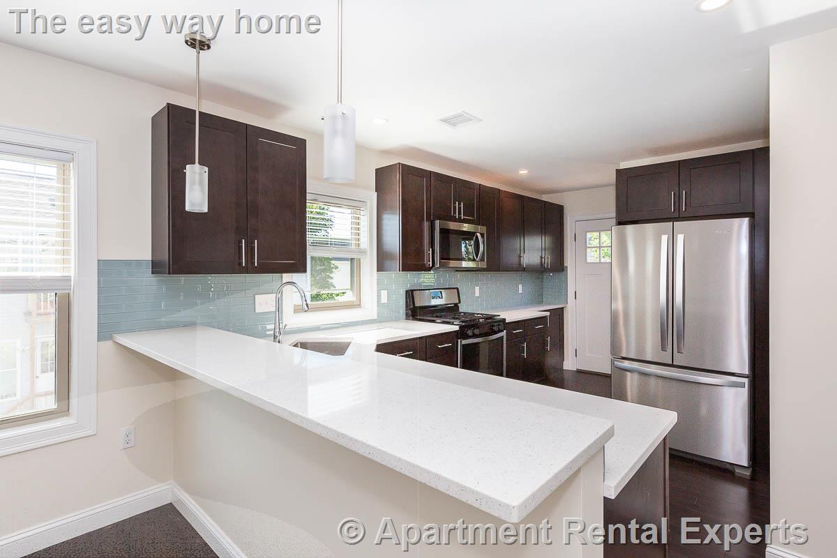 39-41 Harvard St, Tufts