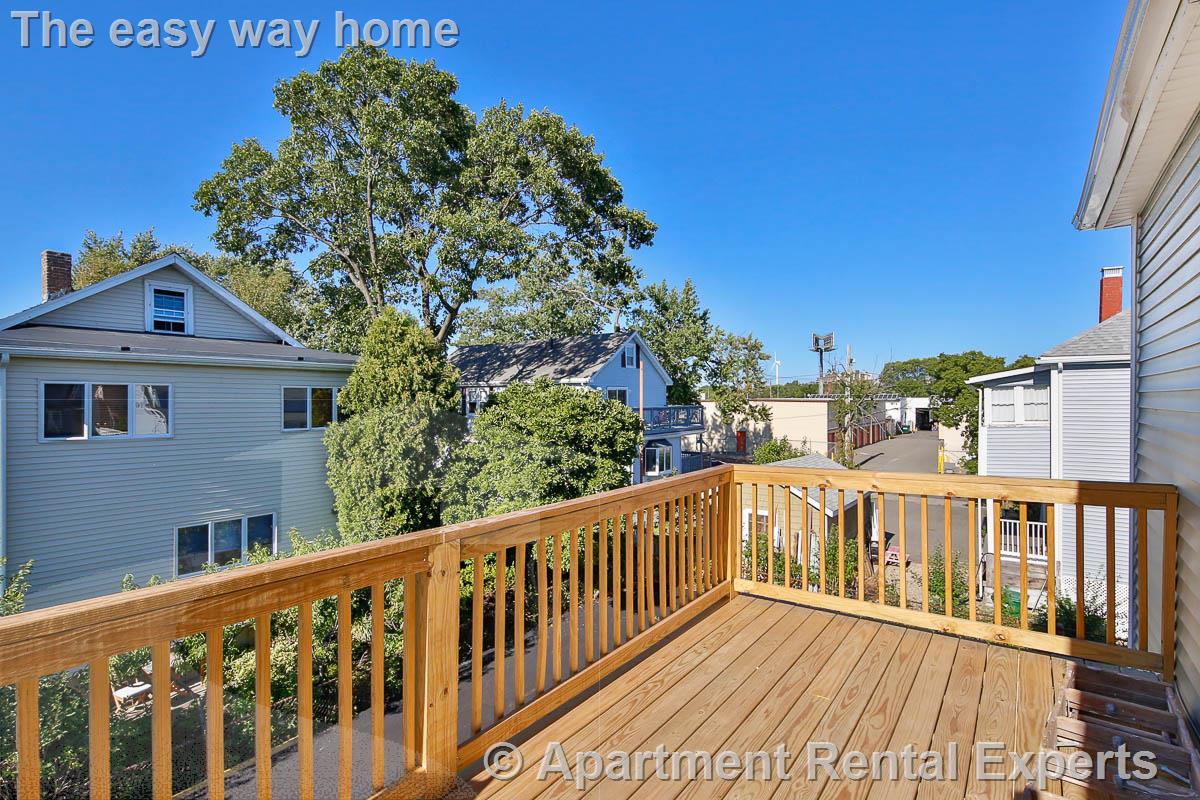 39-41 Harvard St, Tufts