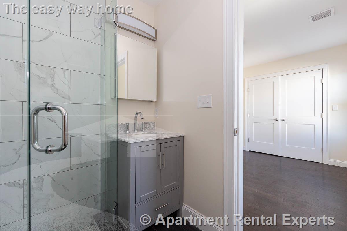 39-41 Harvard St, Tufts