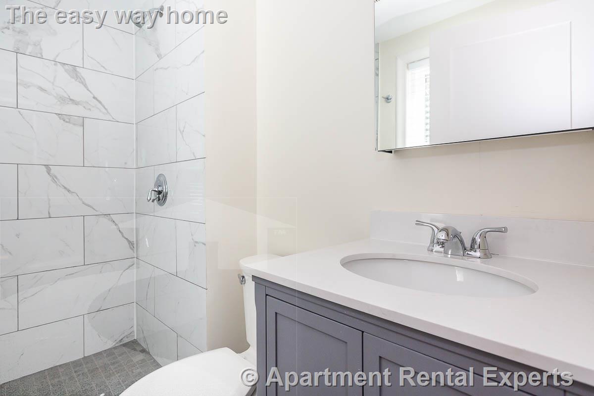 77 Rock Glen Rd, Medford