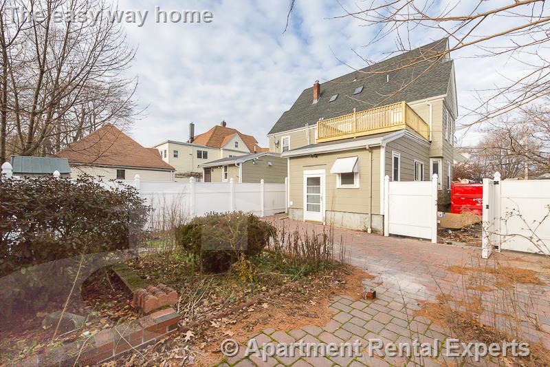 103 Magoun Ave, Wellington