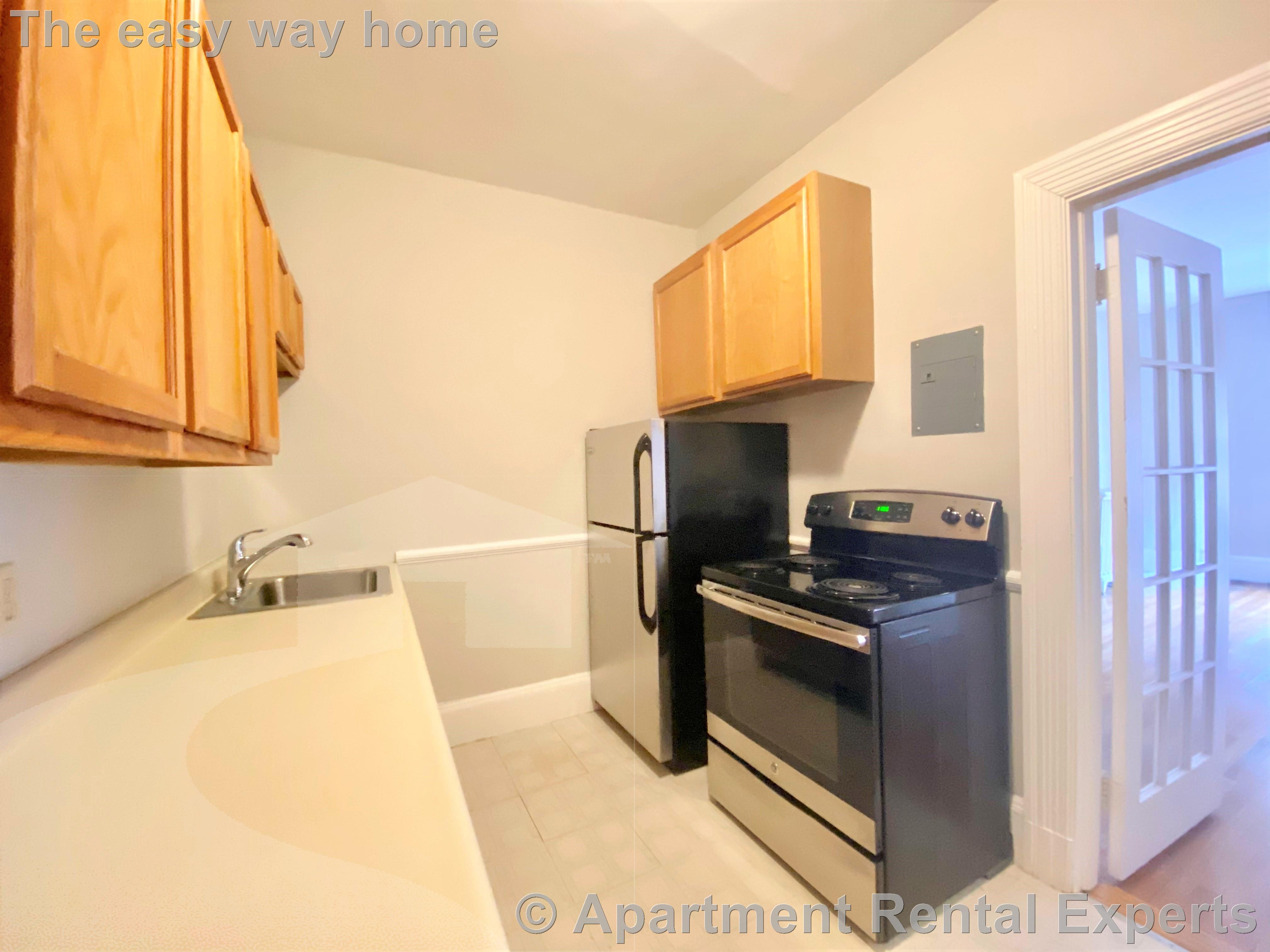 9 Sewall Ave, Coolidge Corner