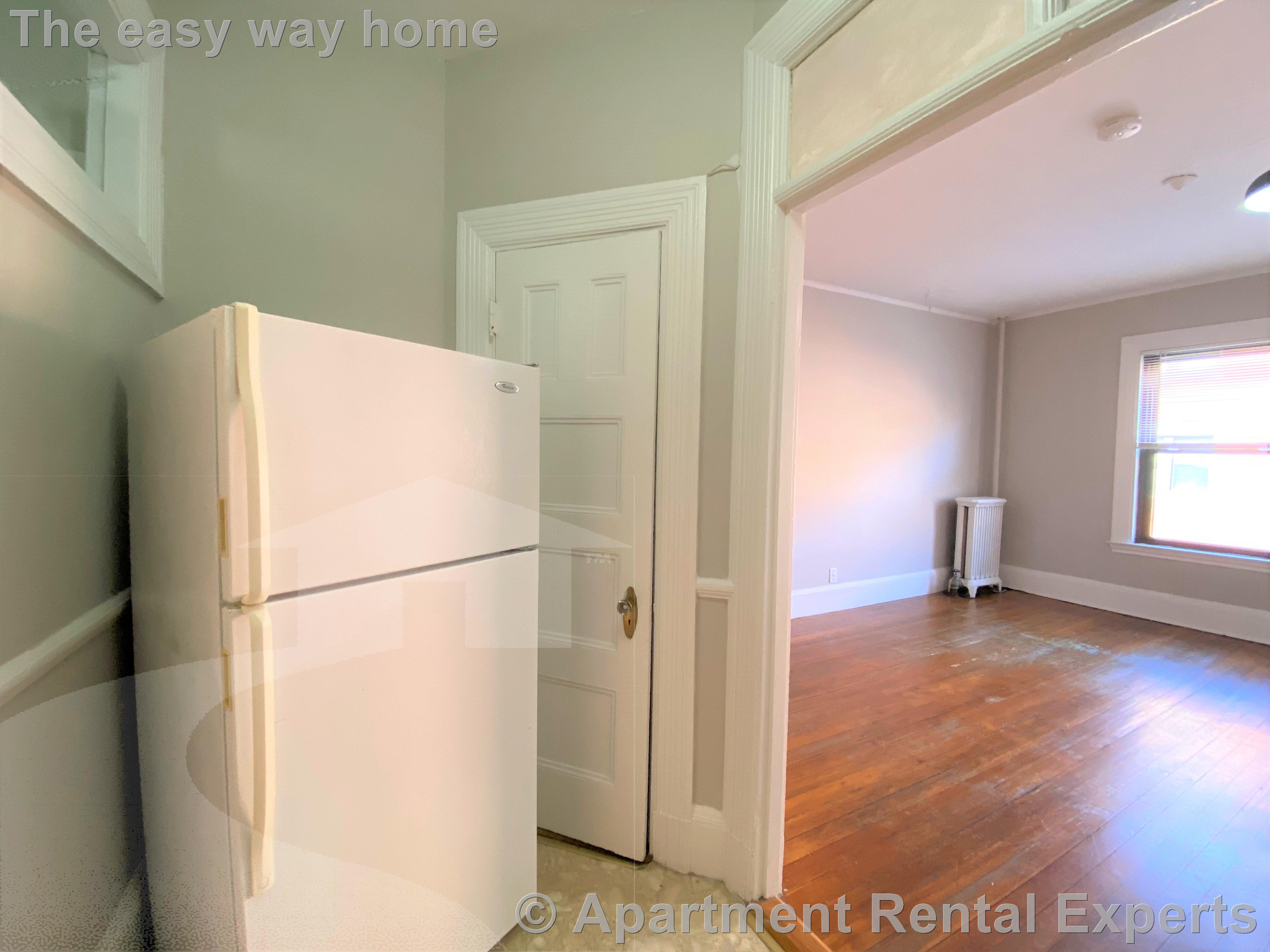 9 Sewall Ave, Coolidge Corner