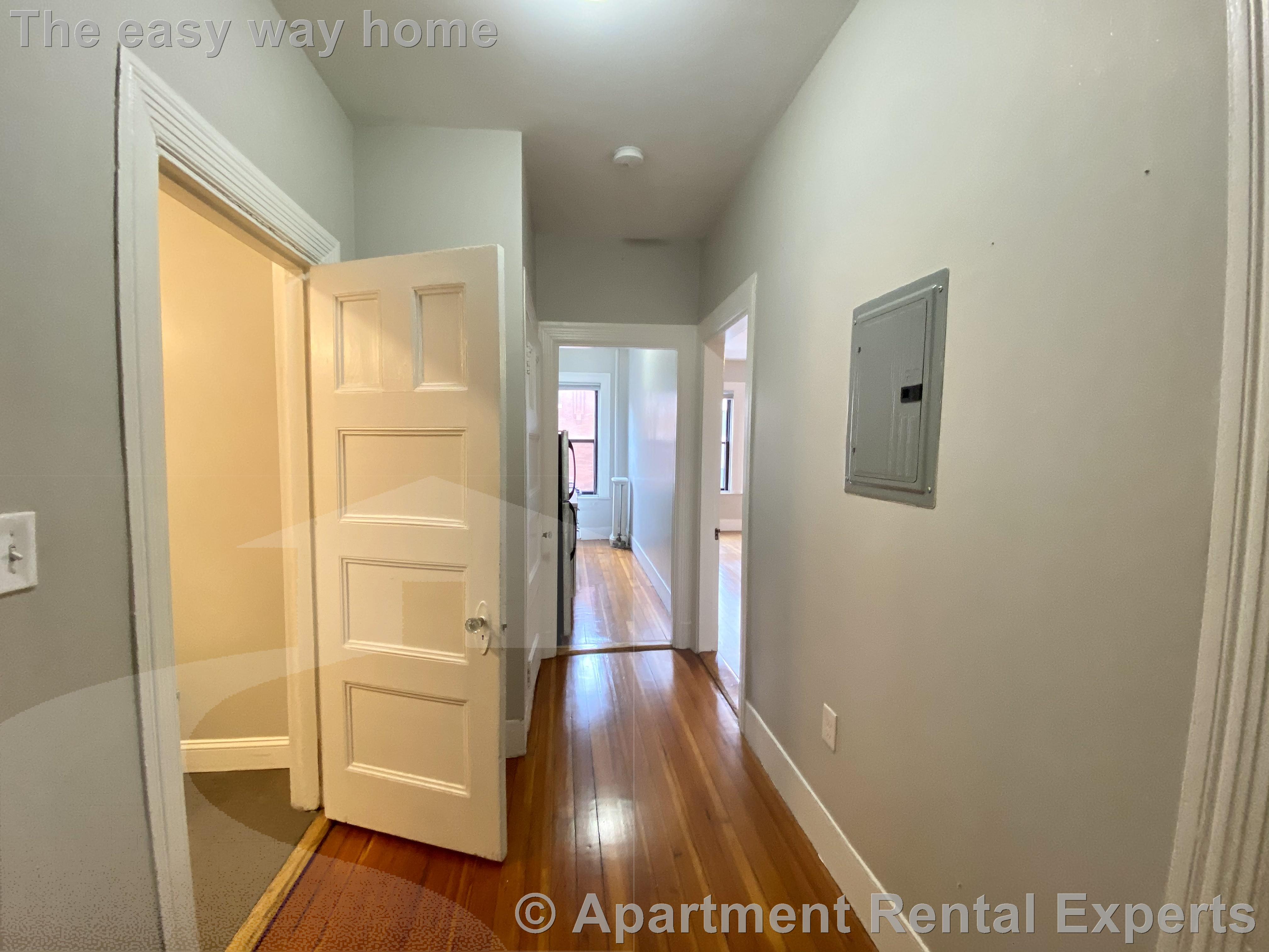 9 Sewall Ave, Coolidge Corner