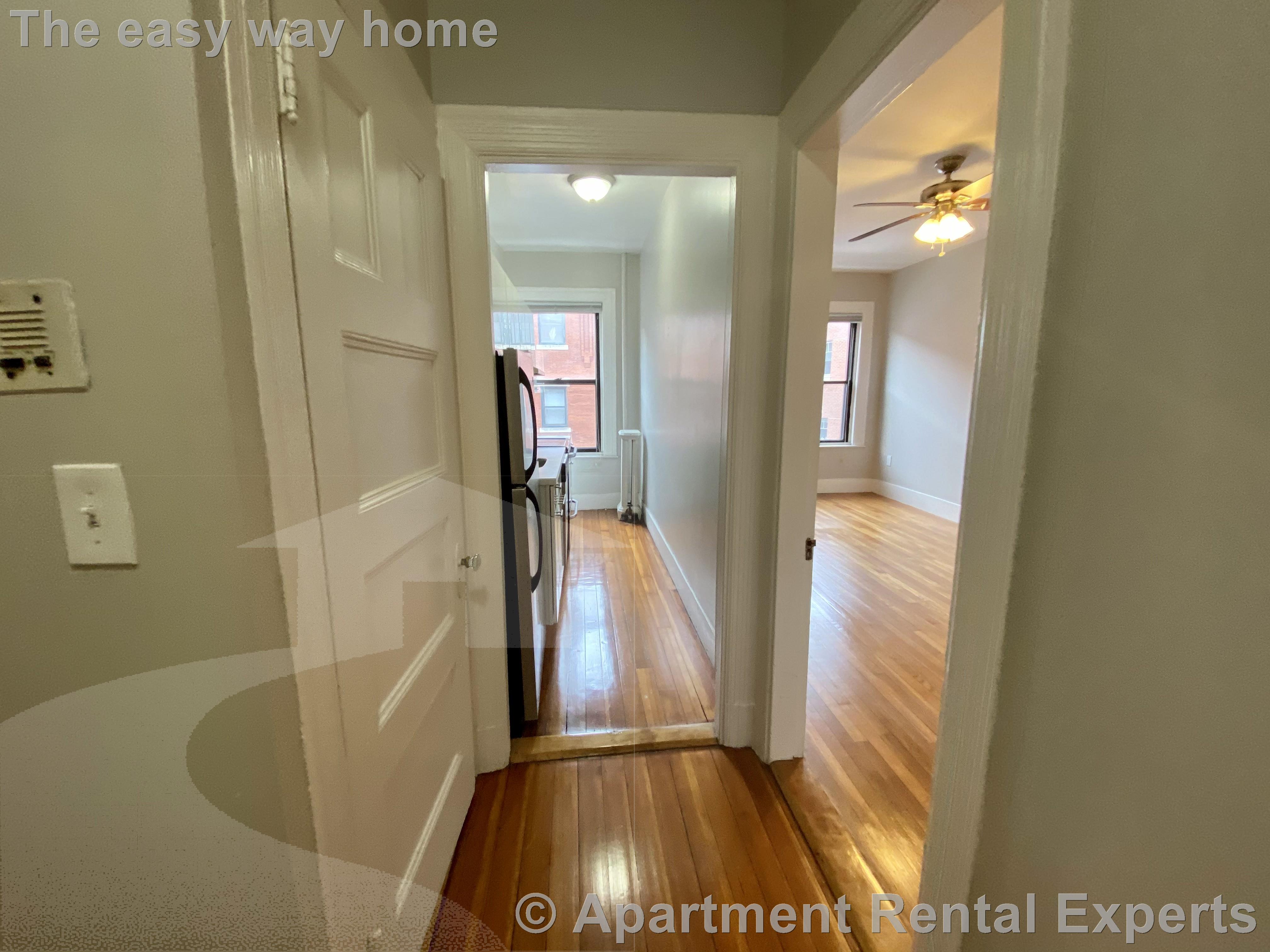 9 Sewall Ave, Coolidge Corner