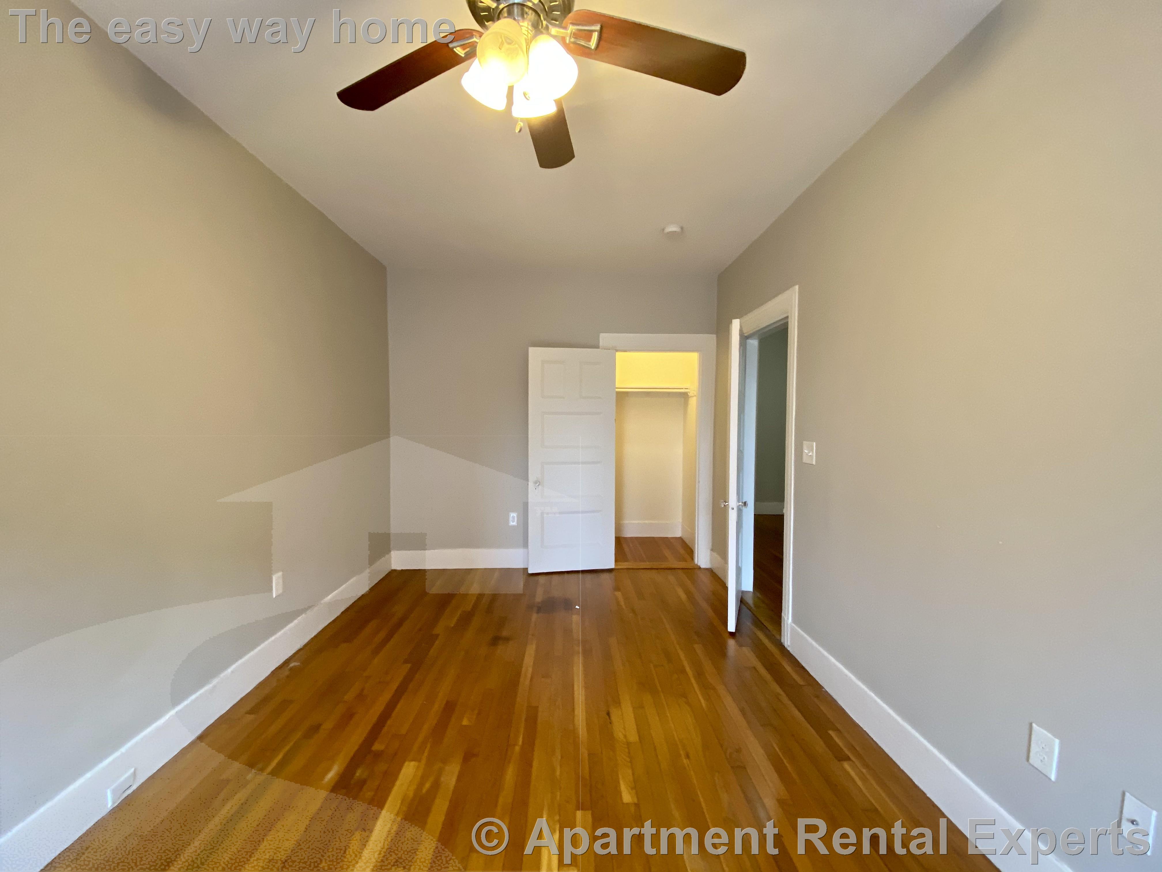 9 Sewall Ave, Coolidge Corner