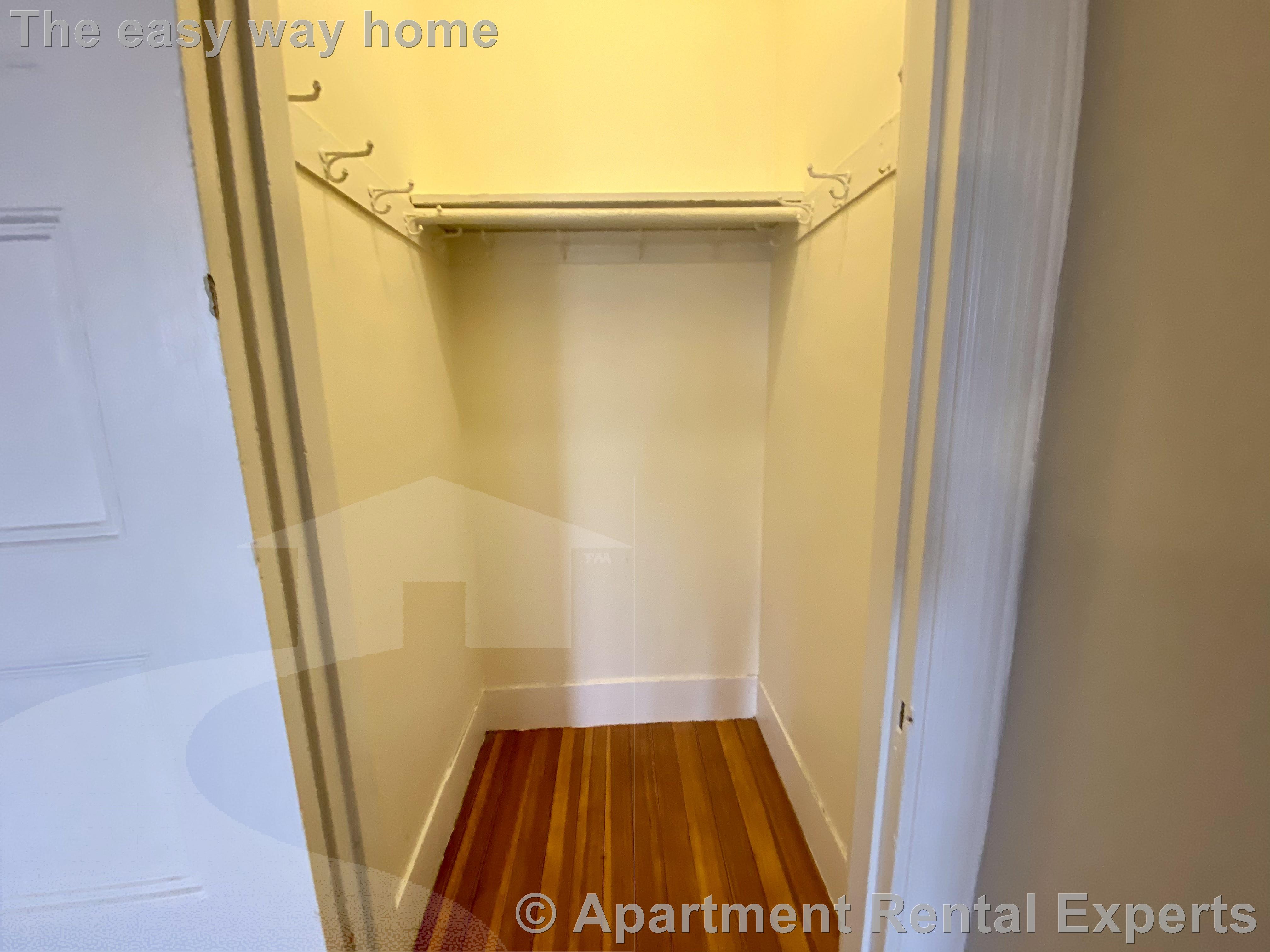 9 Sewall Ave, Coolidge Corner