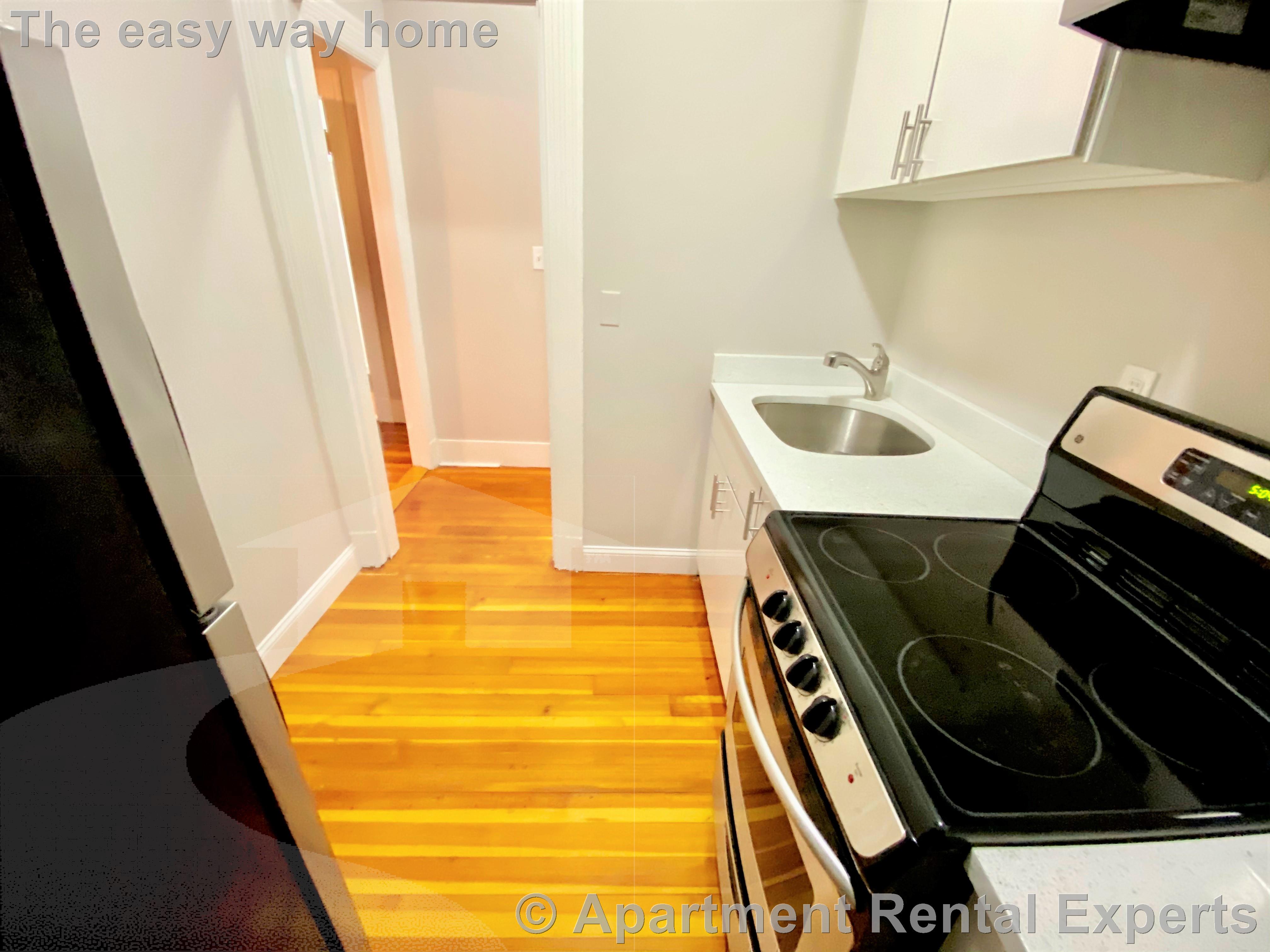 9 Sewall Ave, Coolidge Corner