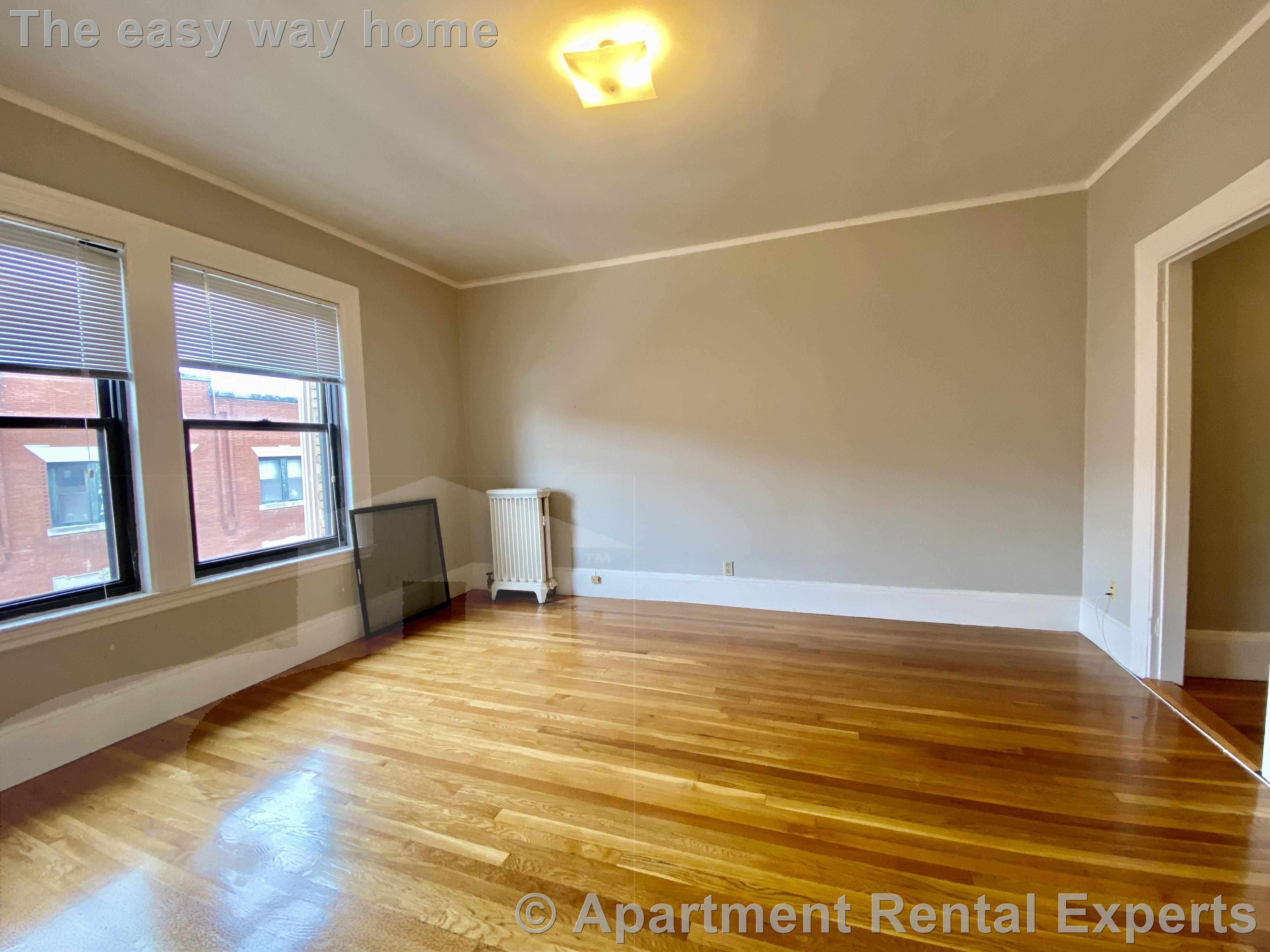 9 Sewall Ave, Coolidge Corner