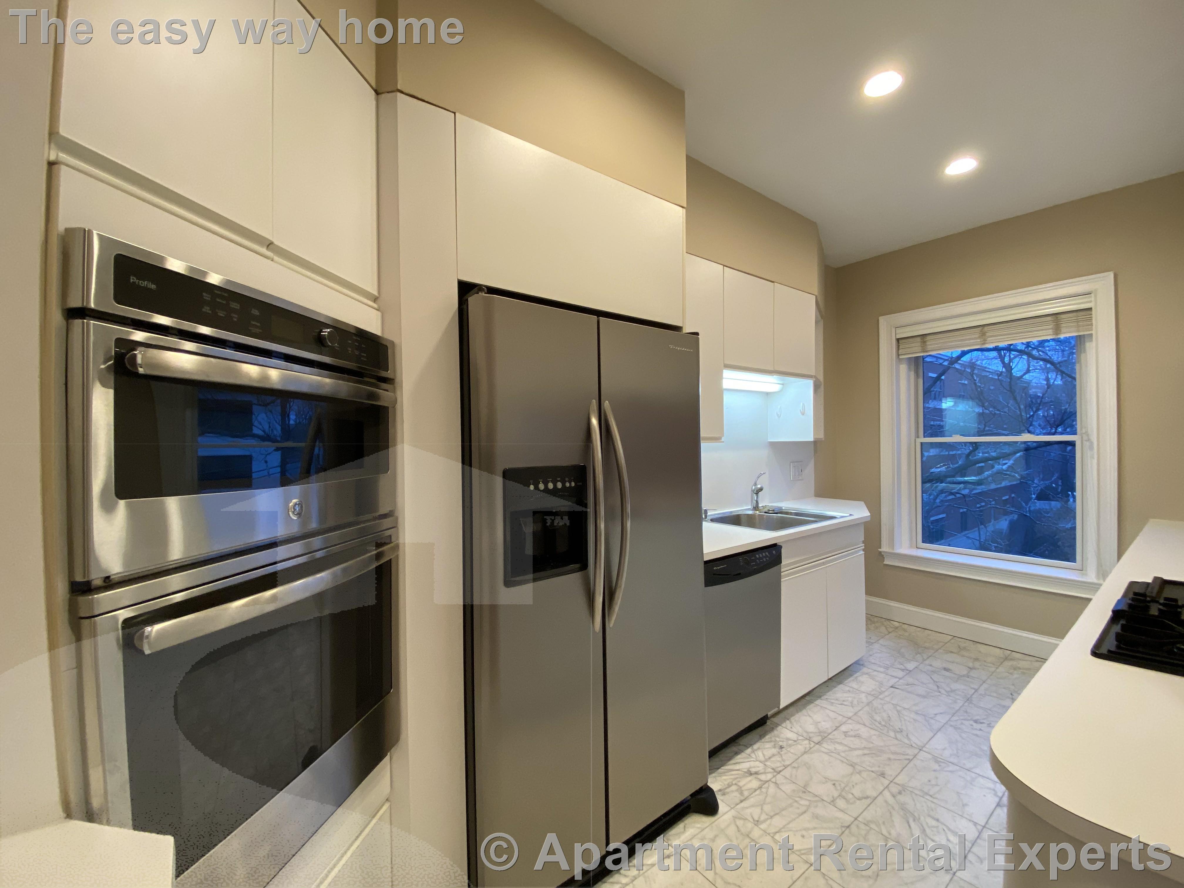 33 Longwood Ave, Coolidge Corner