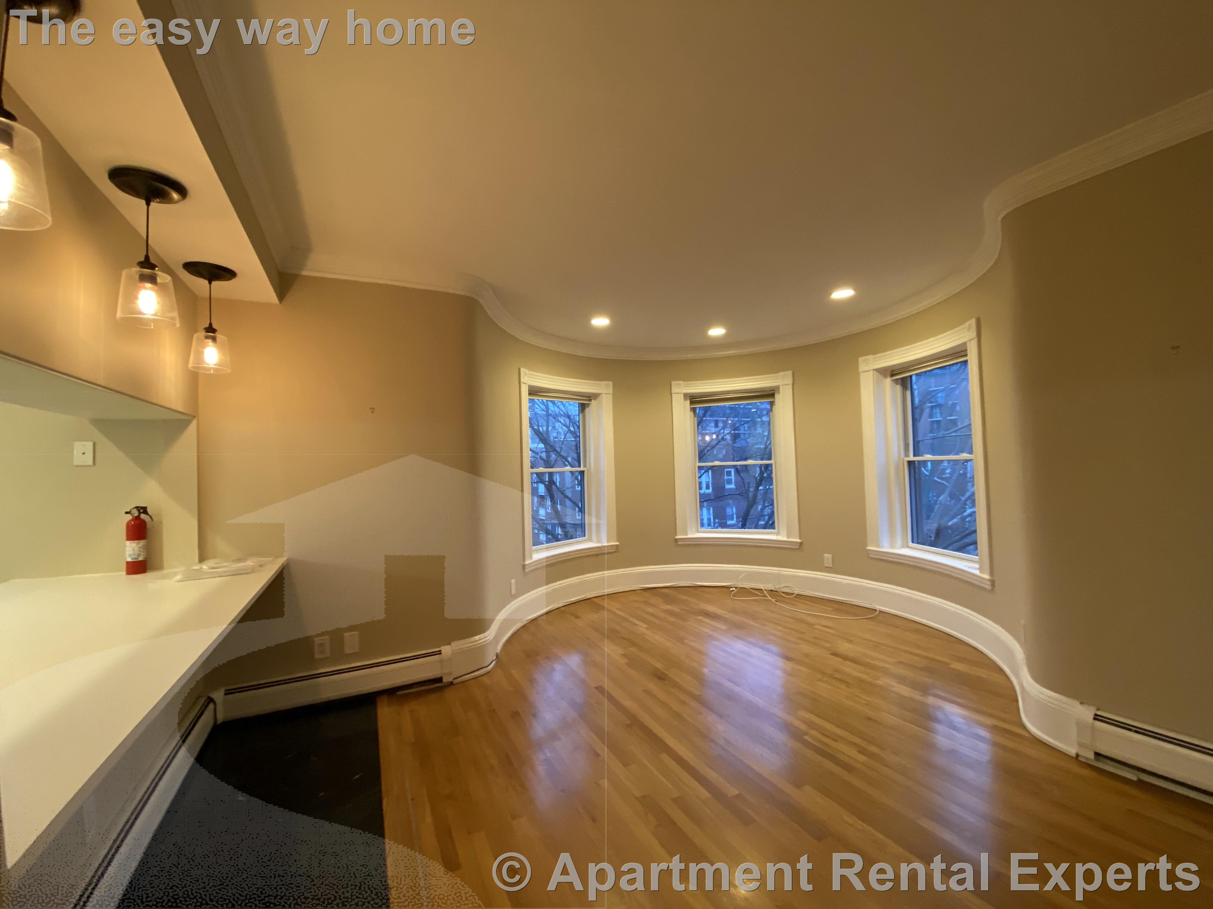 33 Longwood Ave, Coolidge Corner