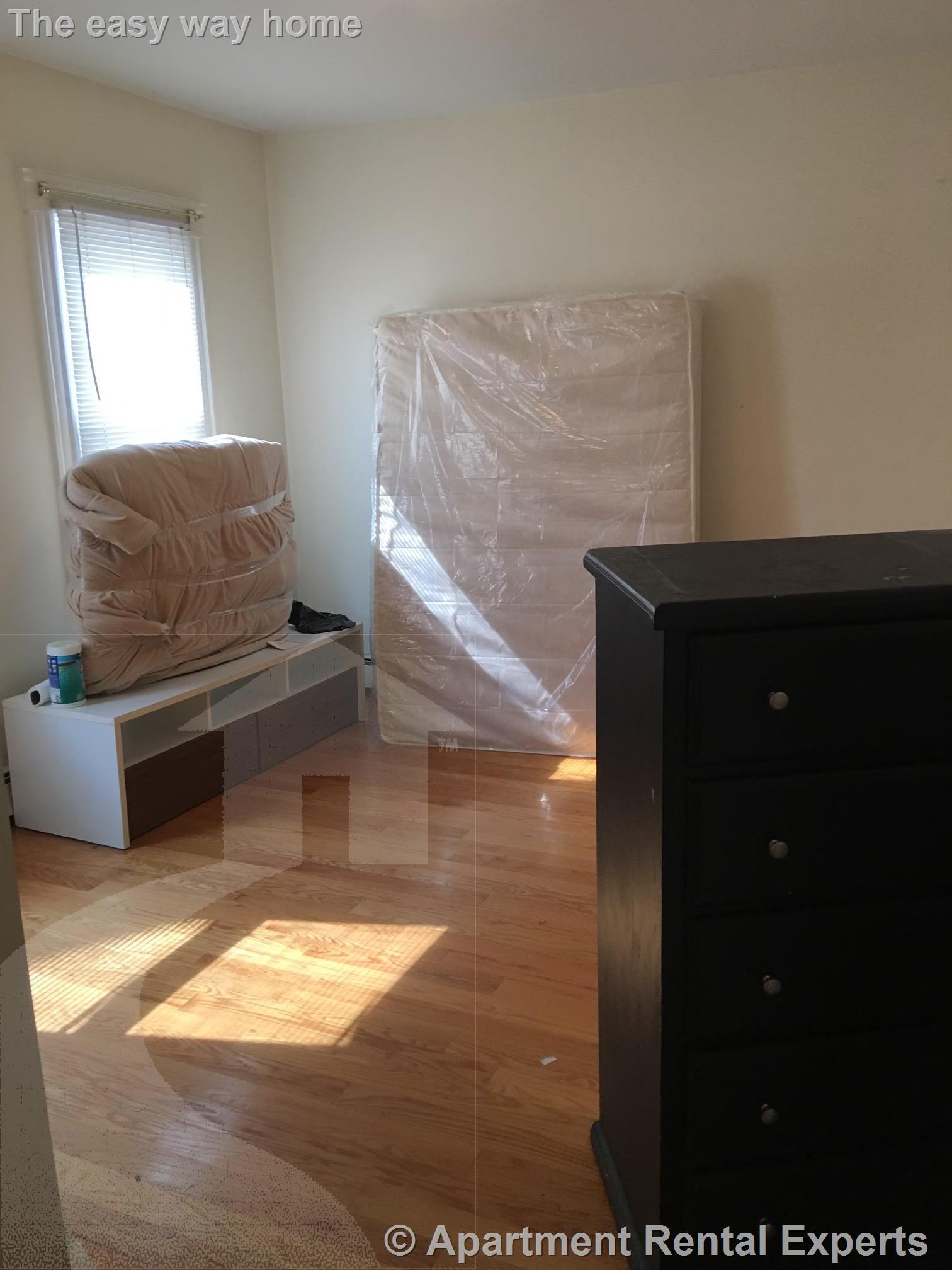 77 Bonair St, Winter Hill