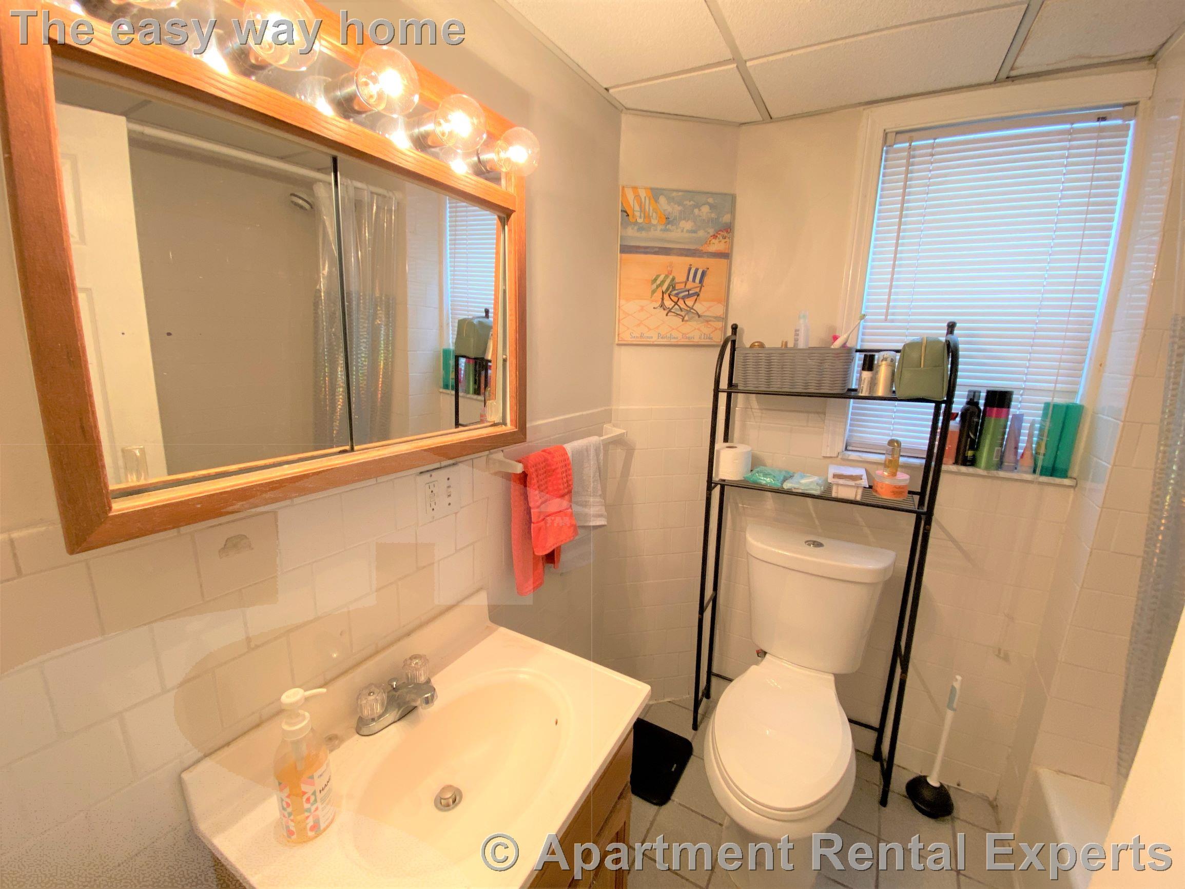 37 Cameron Ave, Davis Square