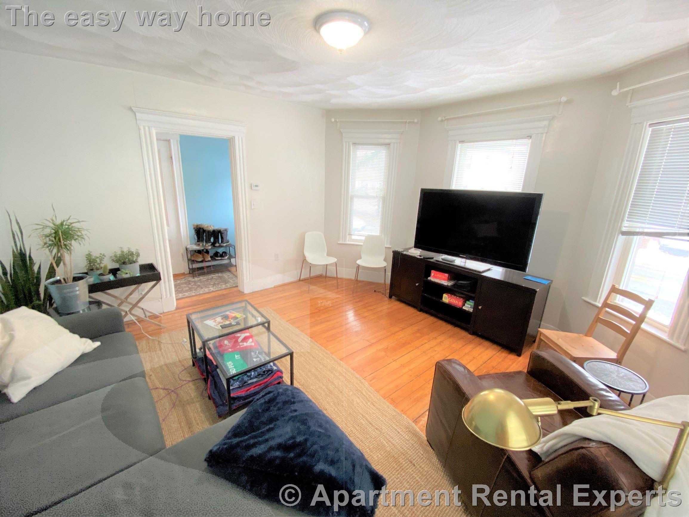 37 Cameron Ave, Davis Square