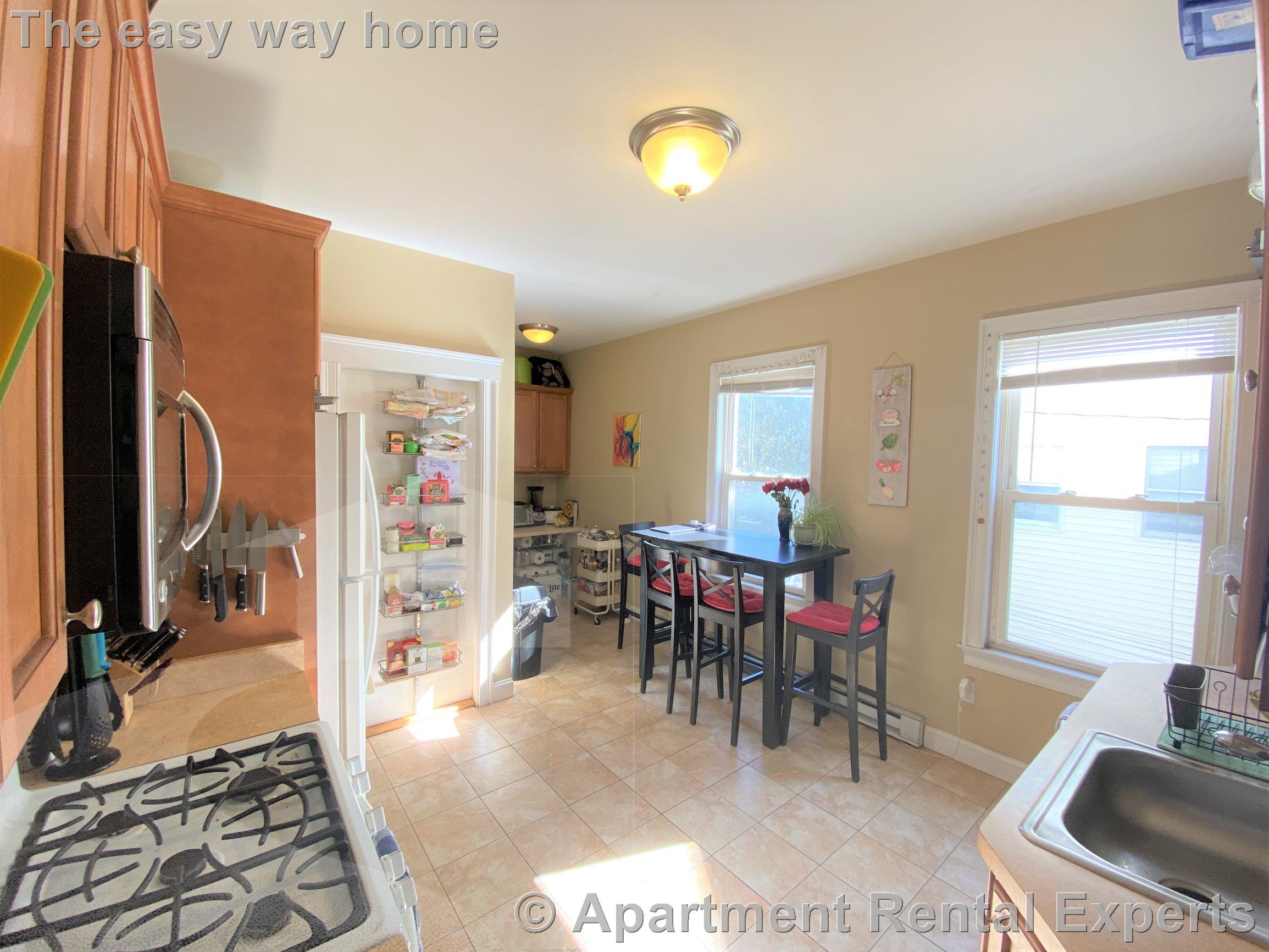 223 Holland St, Davis Square