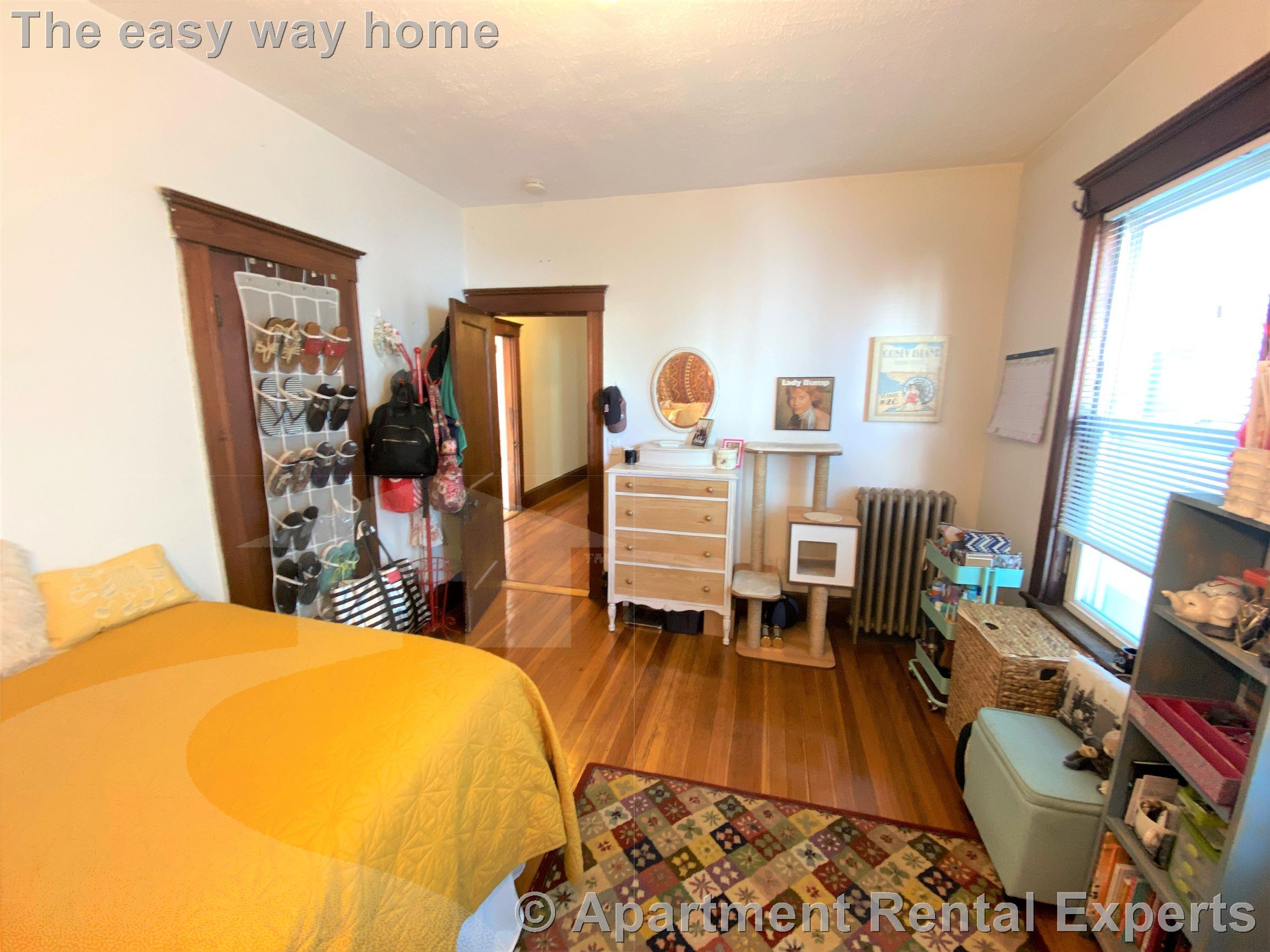 223 Holland St, Davis Square