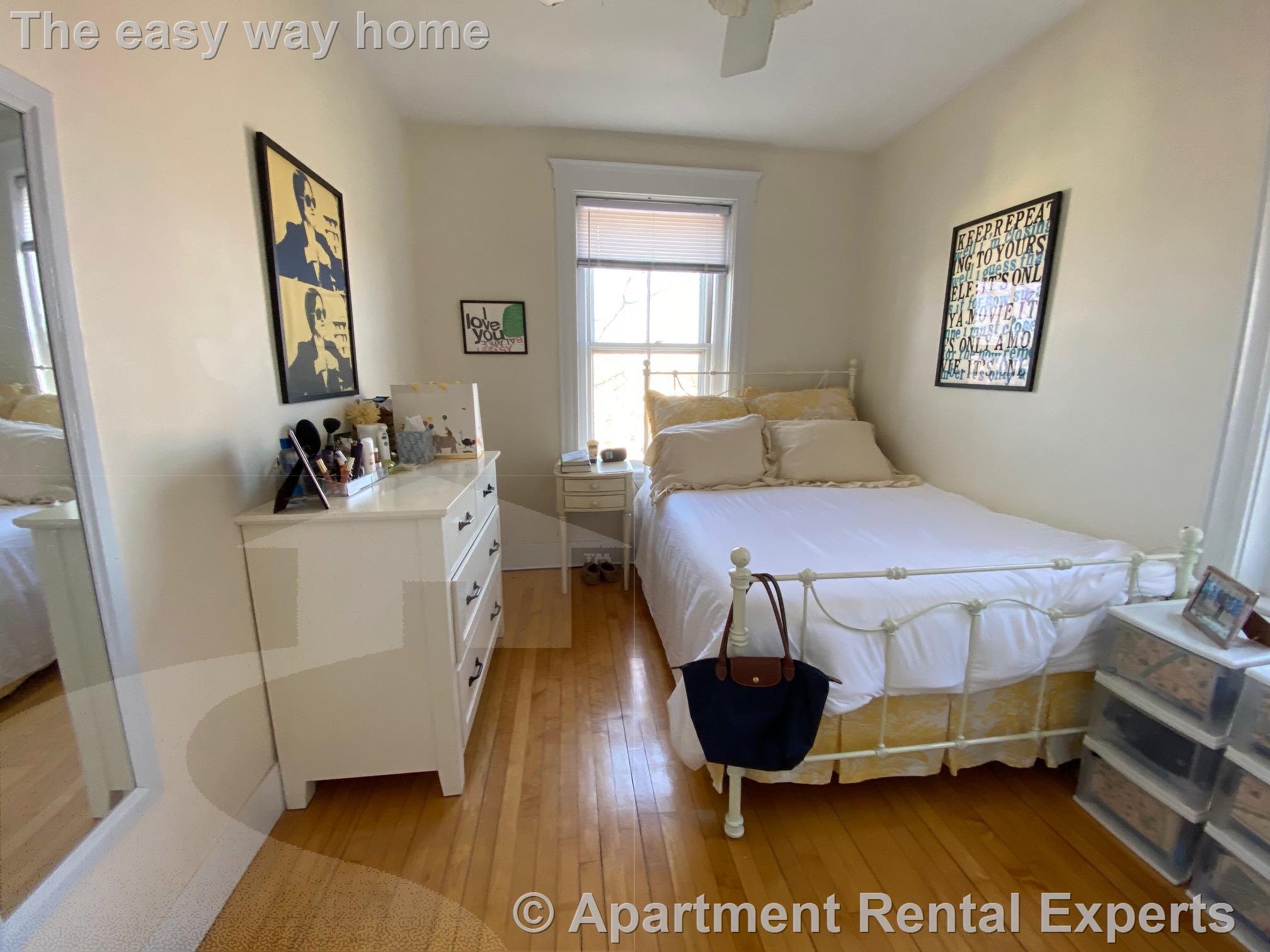 331A Harvard St, Harvard Square