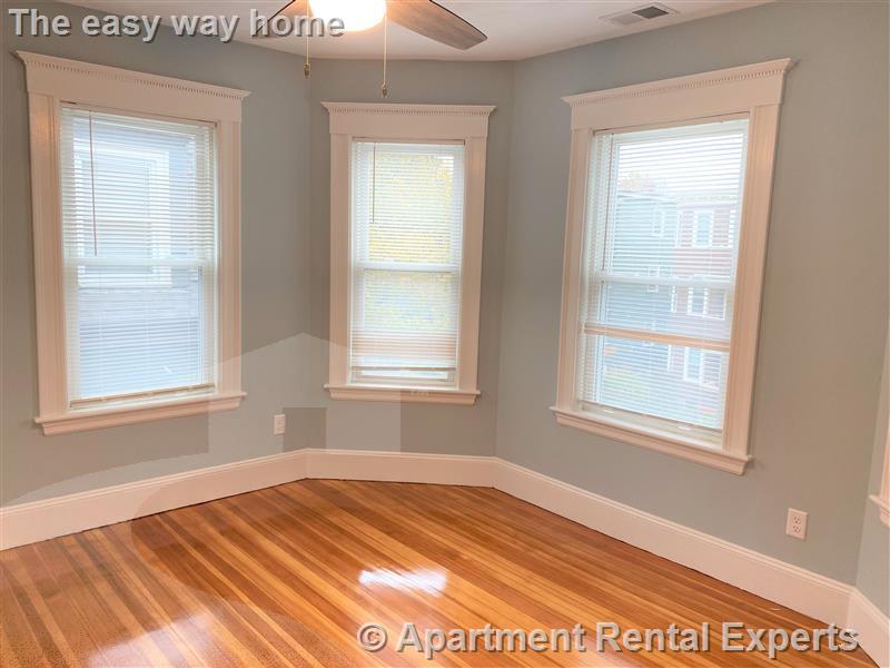 305 Highland Ave, Davis Square