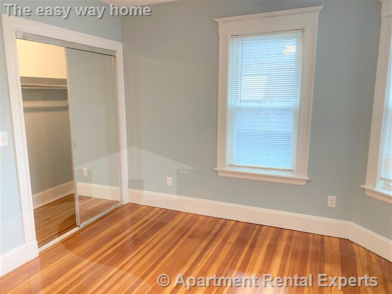 305 Highland Ave, Davis Square