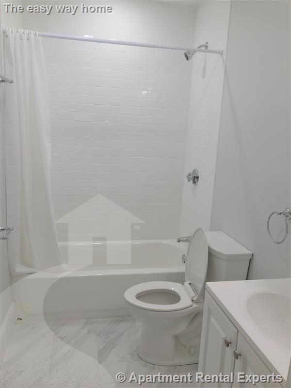 305 Highland Ave, Davis Square