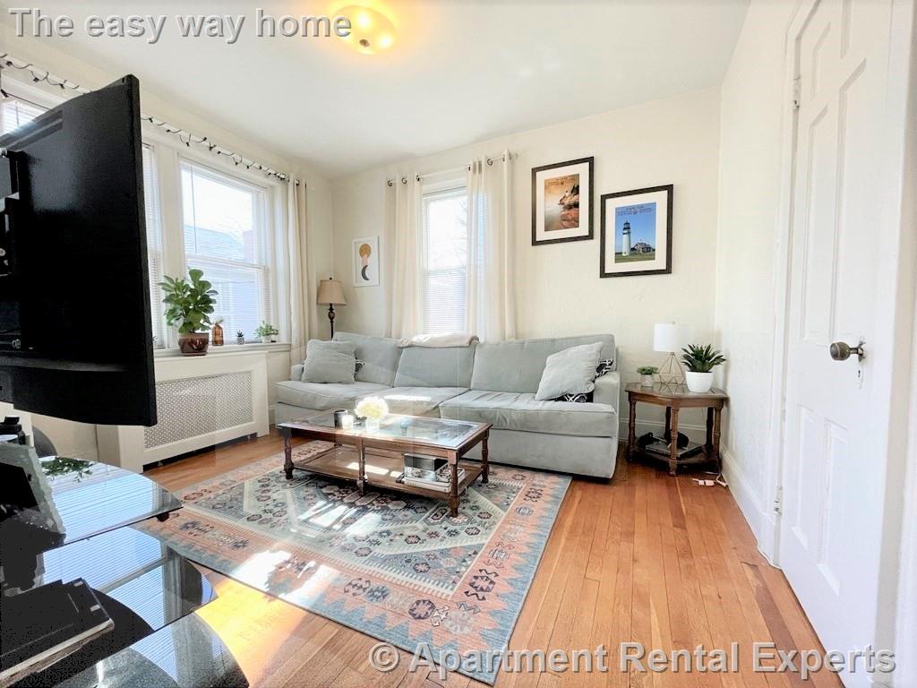 71 Martin St, Harvard Square