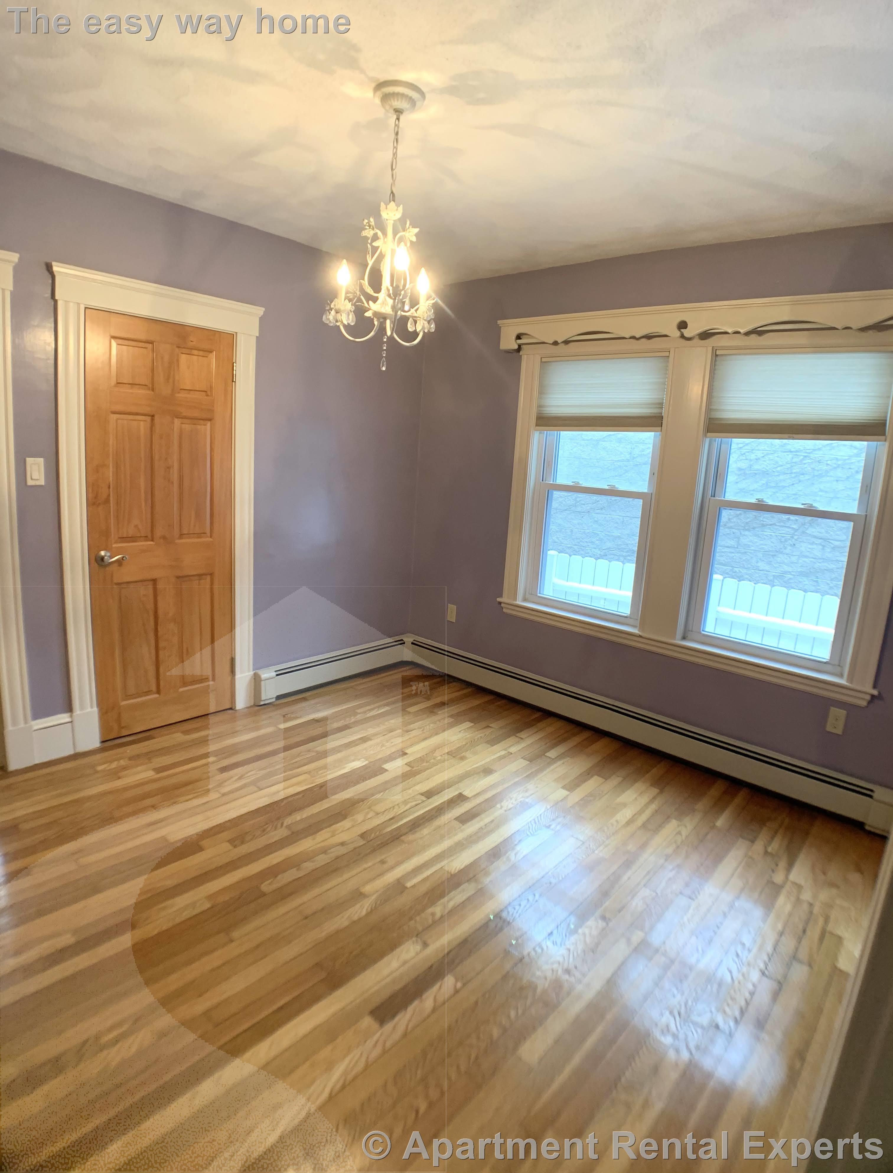 182 Cedar St, Magoun Square