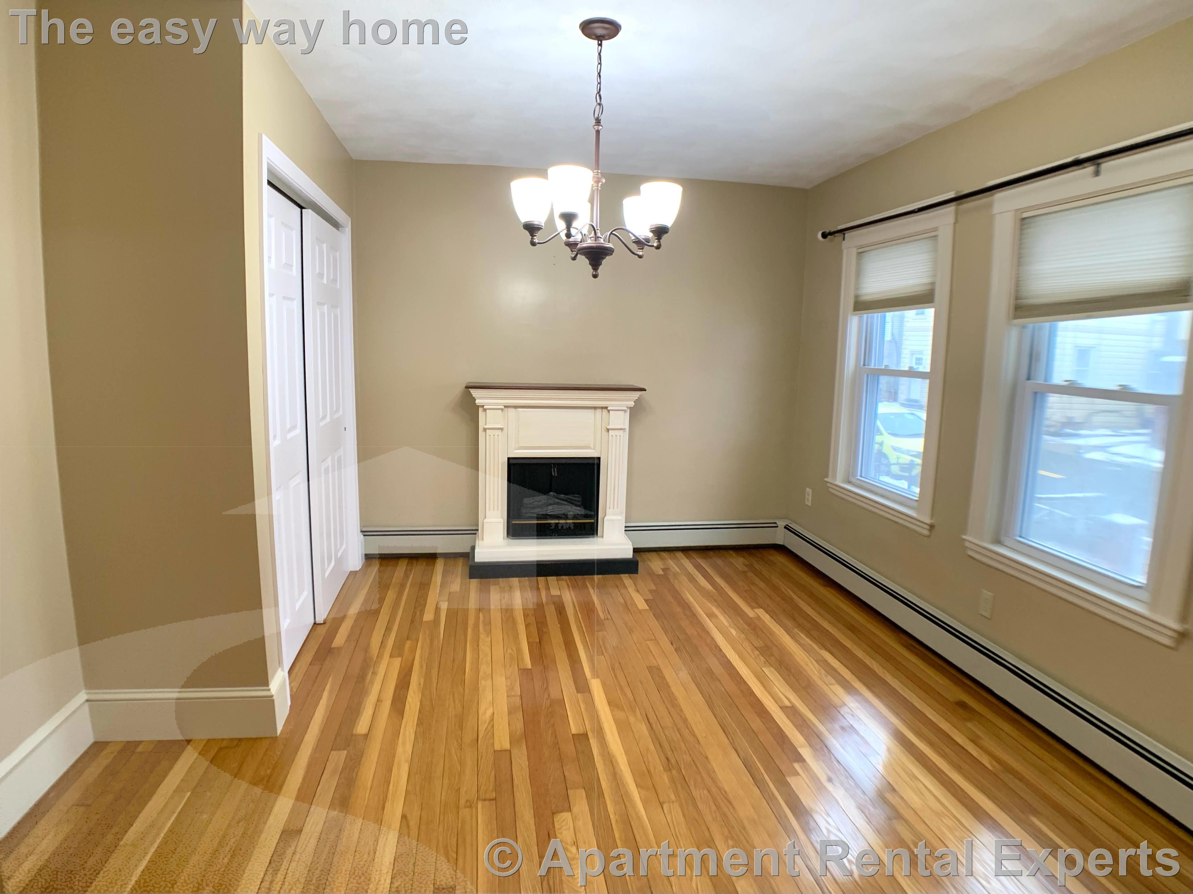 182 Cedar St, Magoun Square