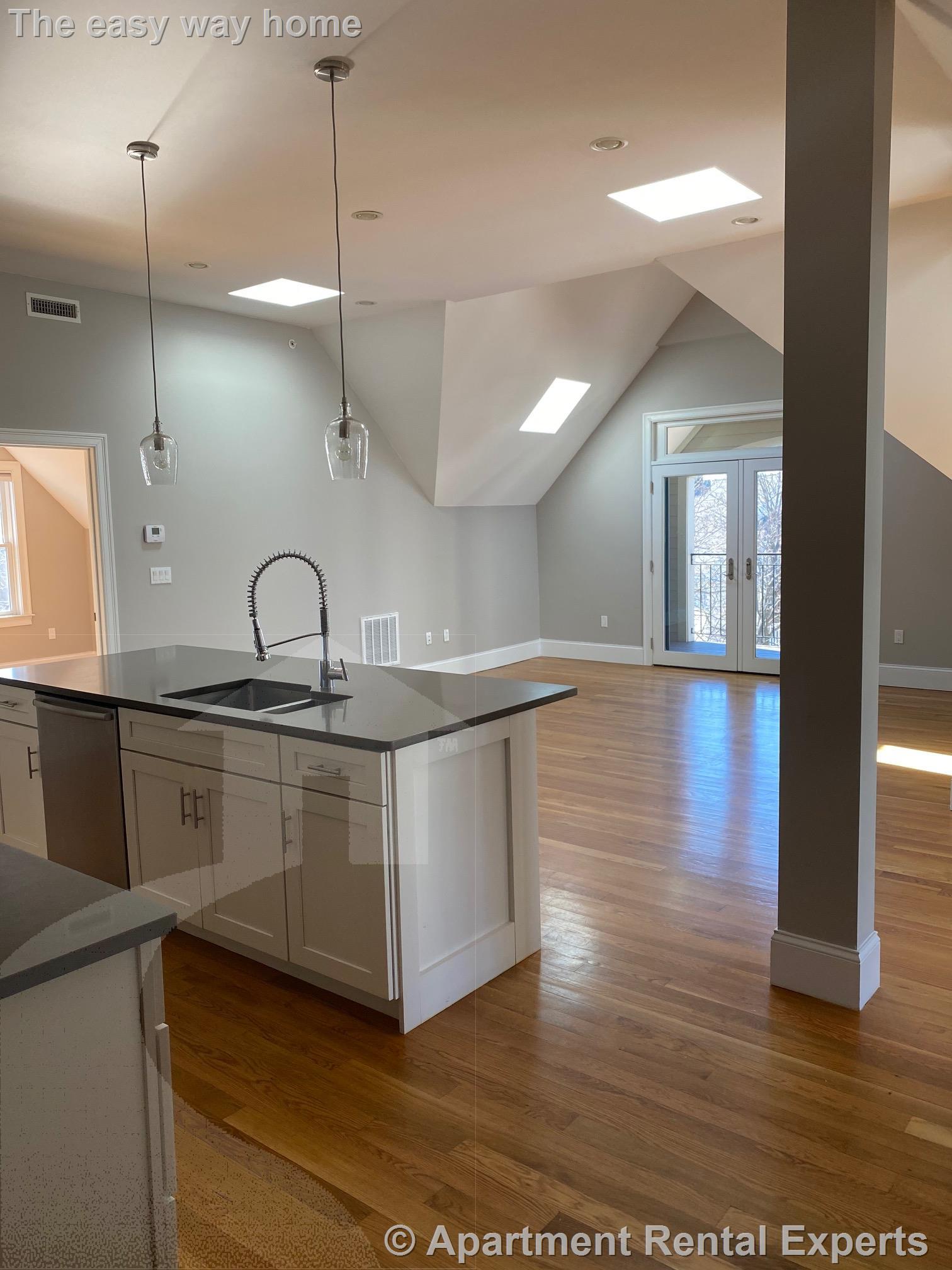 16 Linden Ave, Porter Square