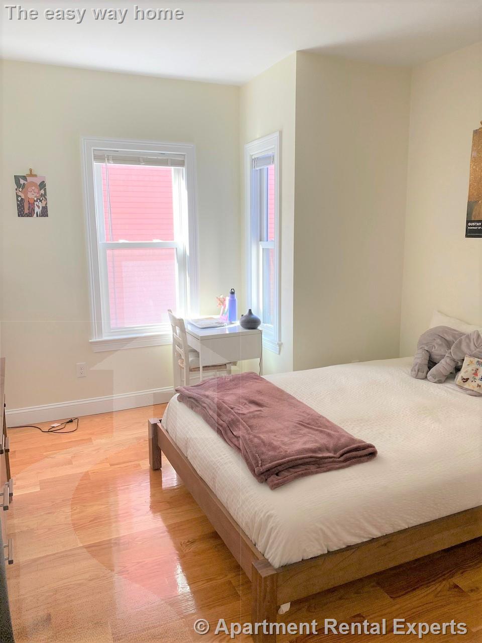 78 Morrison Ave, Davis Square