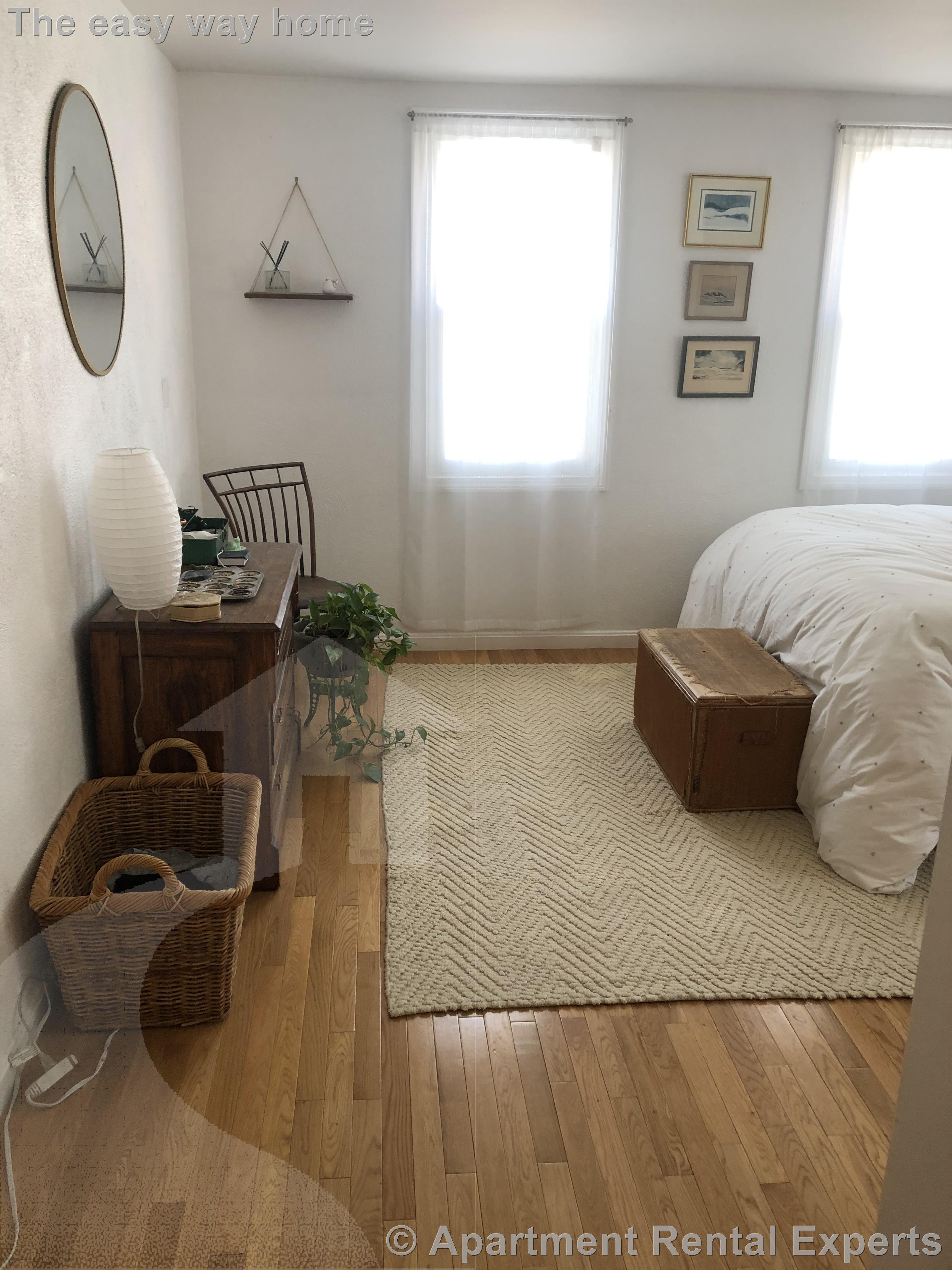 70 School St, Central Square