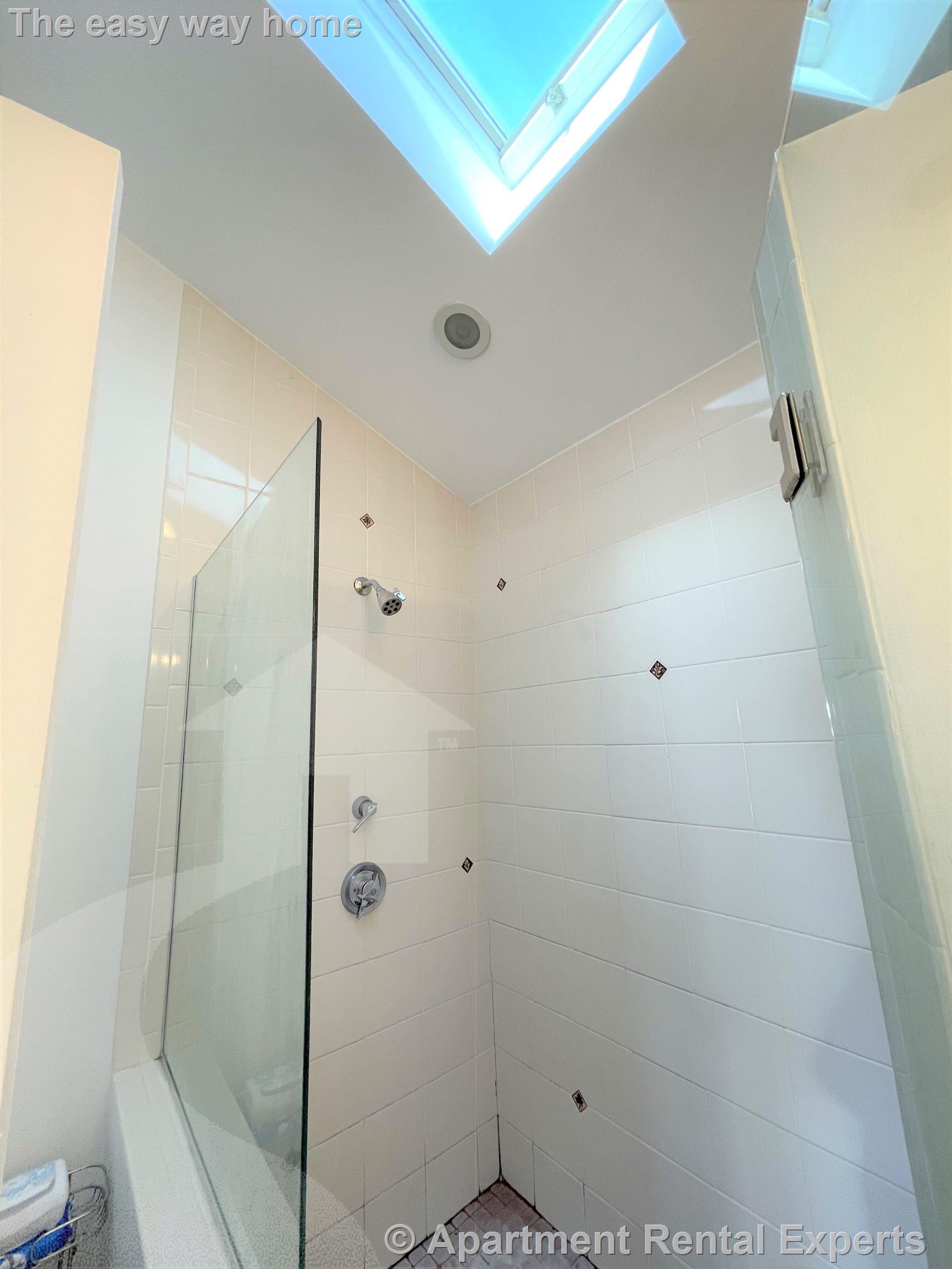 19 Chandler St, Davis Square