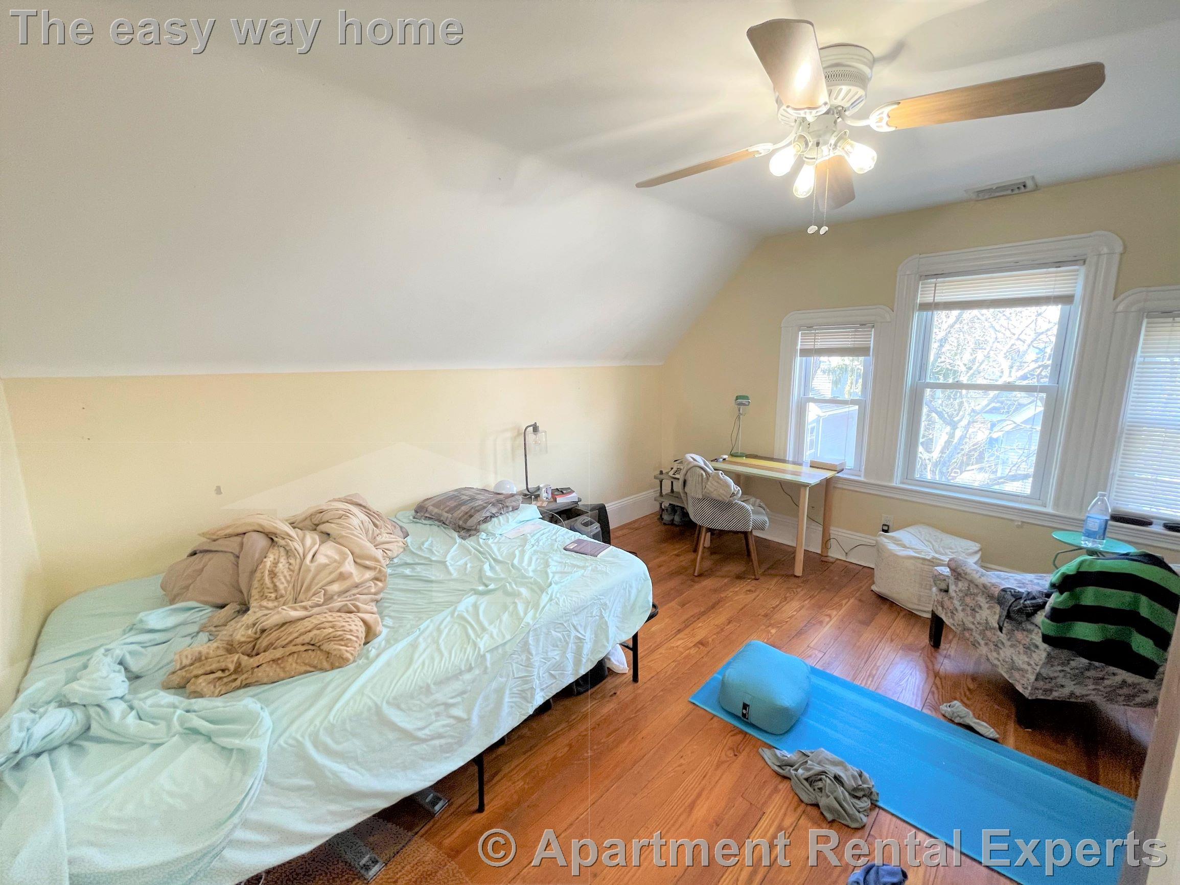 19 Chandler St, Davis Square