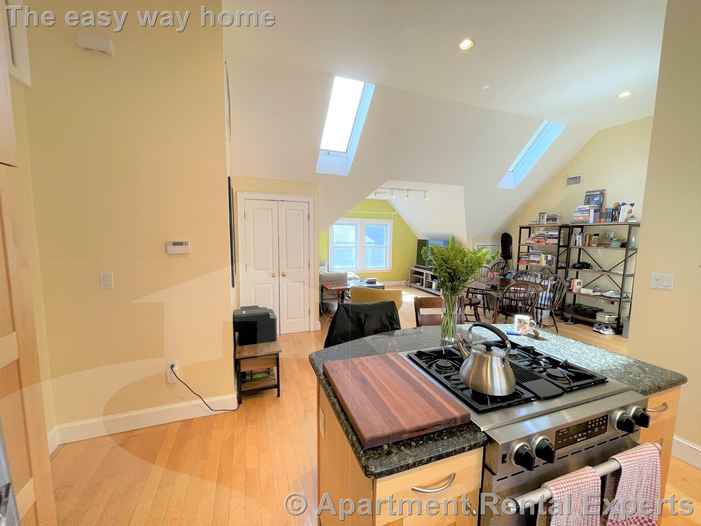 19 Chandler St, Davis Square