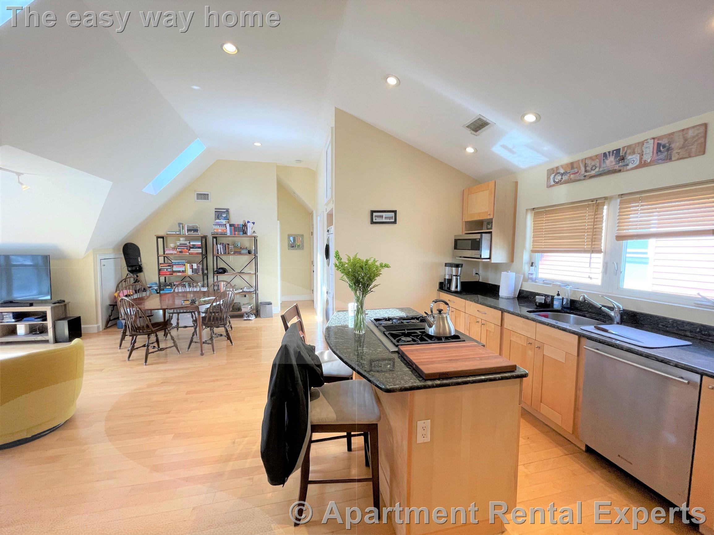 19 Chandler St, Davis Square