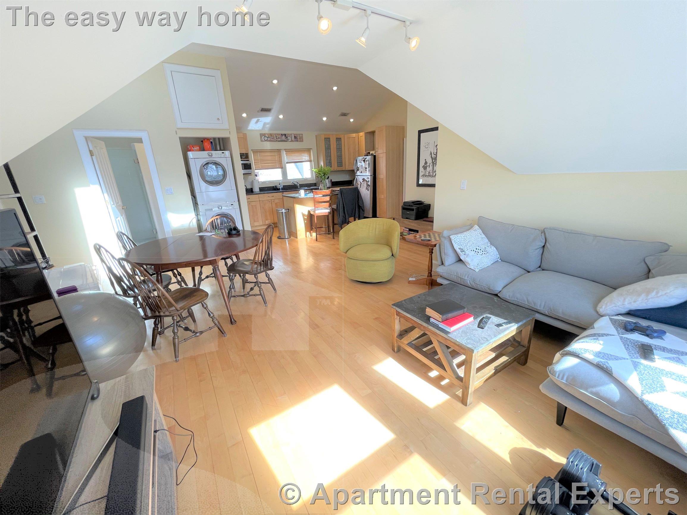 19 Chandler St, Davis Square