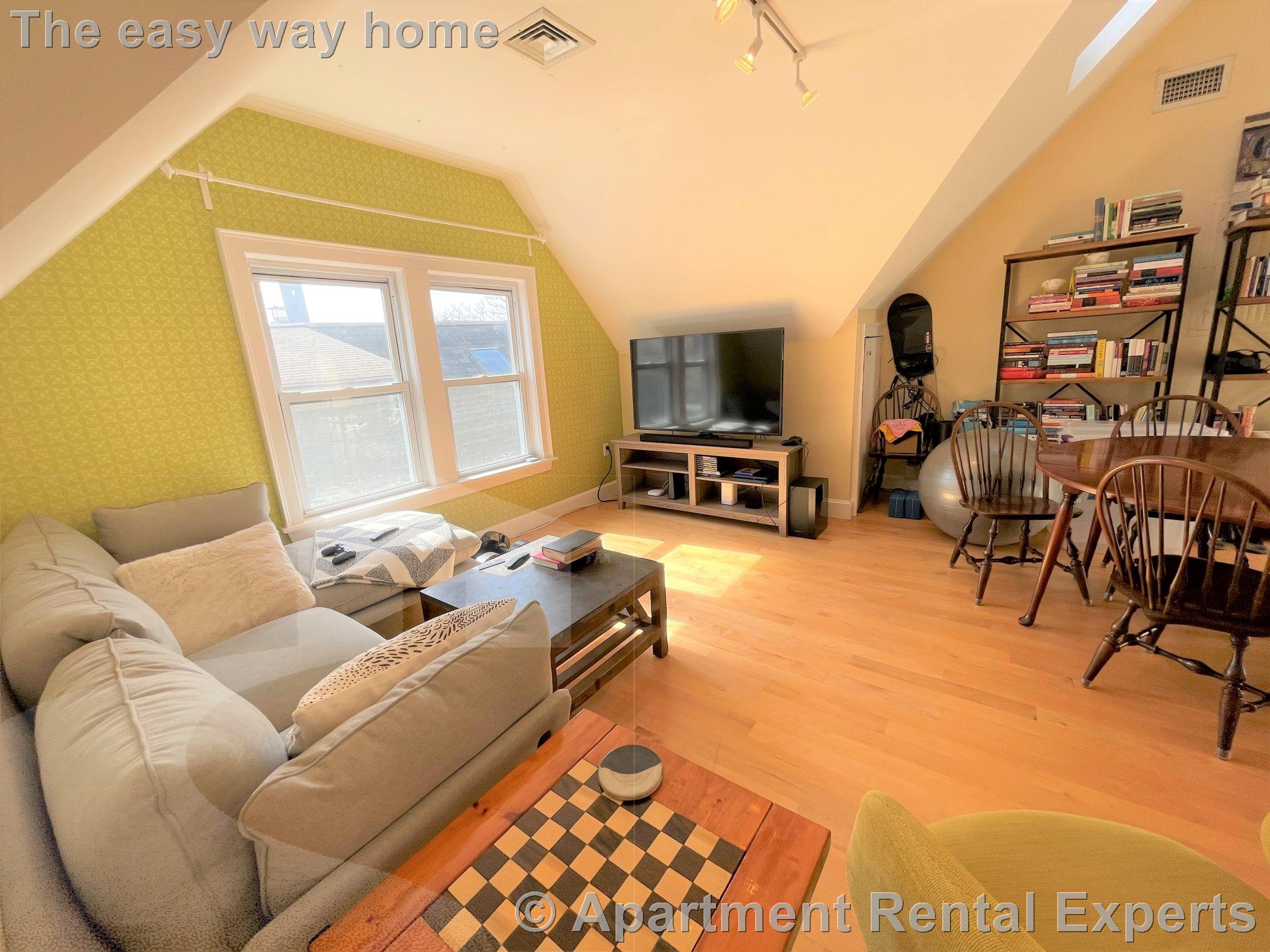 19 Chandler St, Davis Square