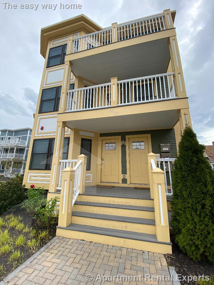 116-118 Holland St, Davis Square