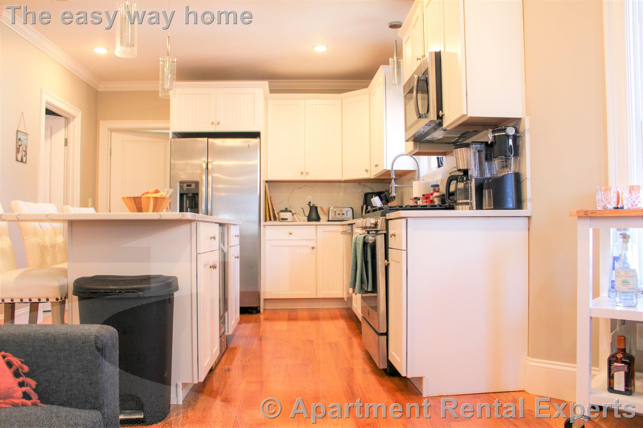 116-118 Holland St, Davis Square