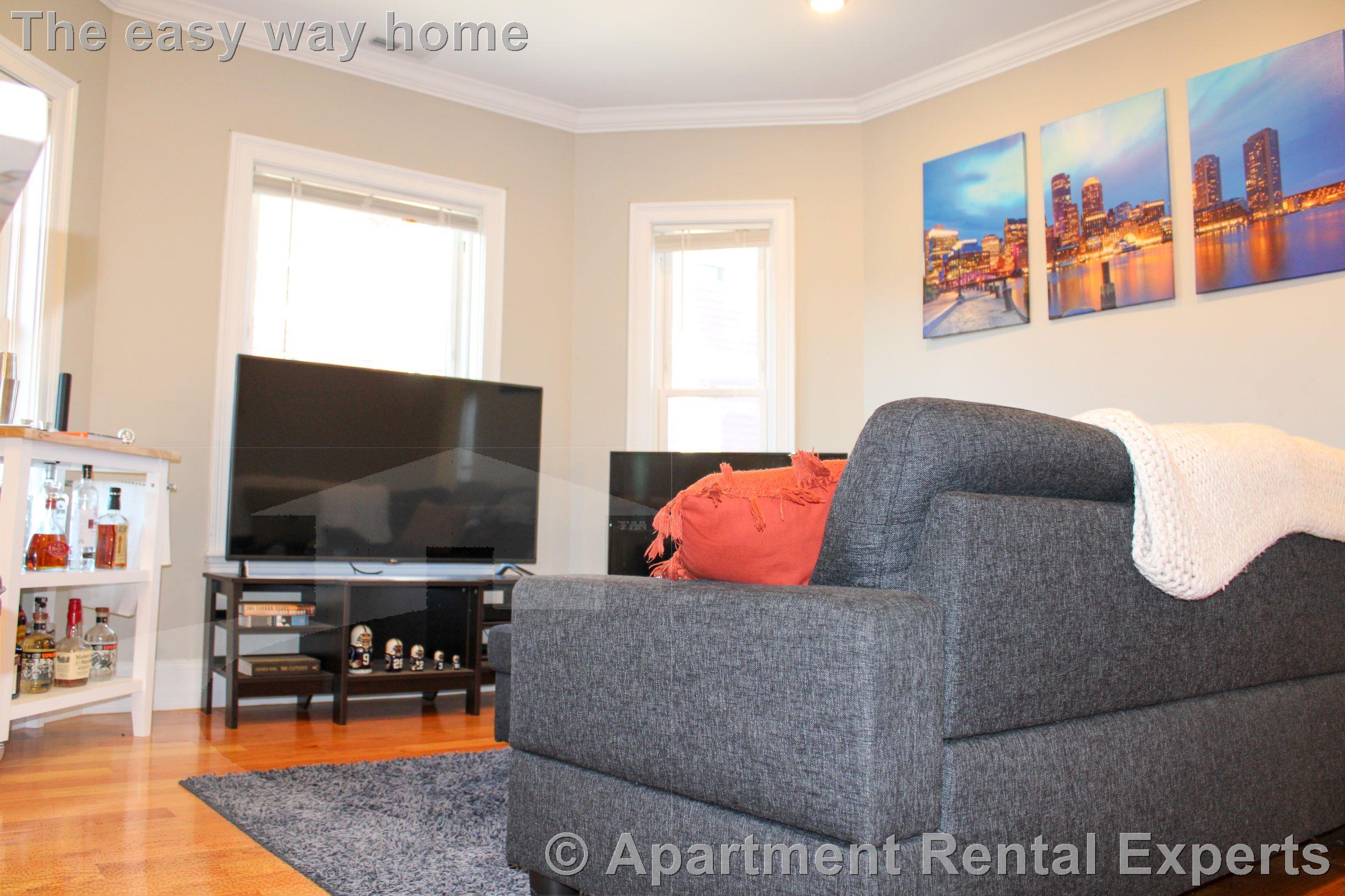 116-118 Holland St, Davis Square