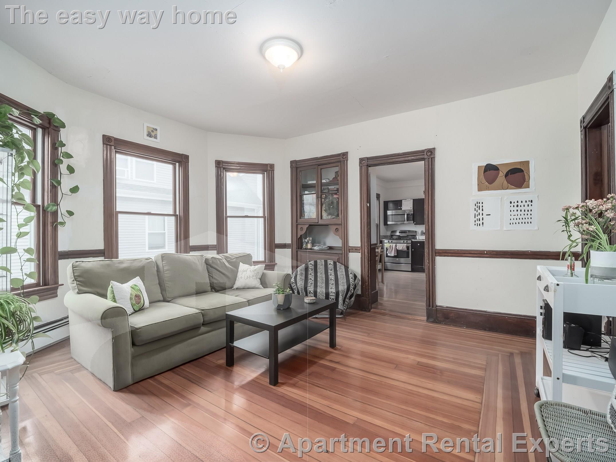 318 Beacon St, Porter Square