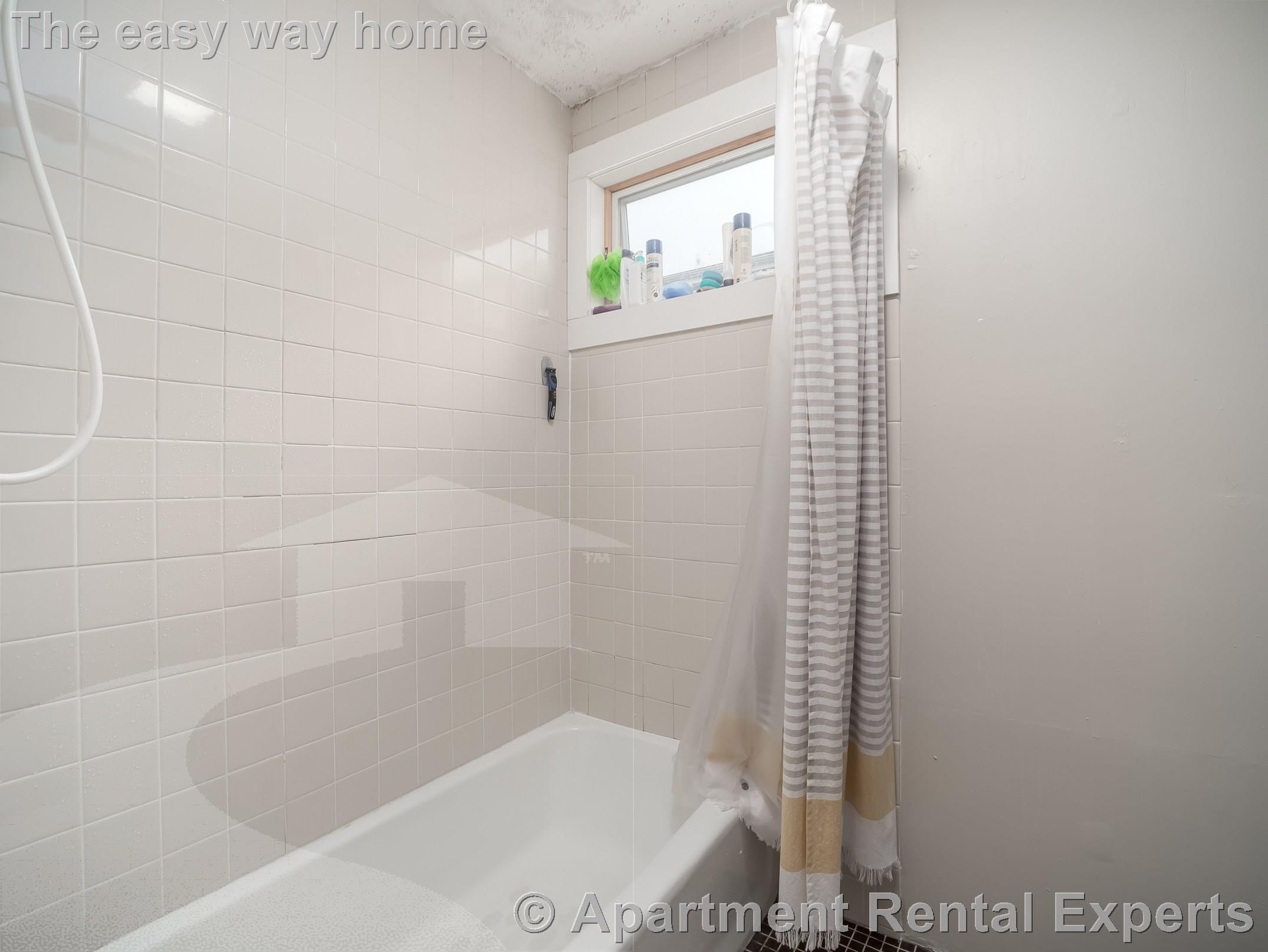 318 Beacon St, Porter Square