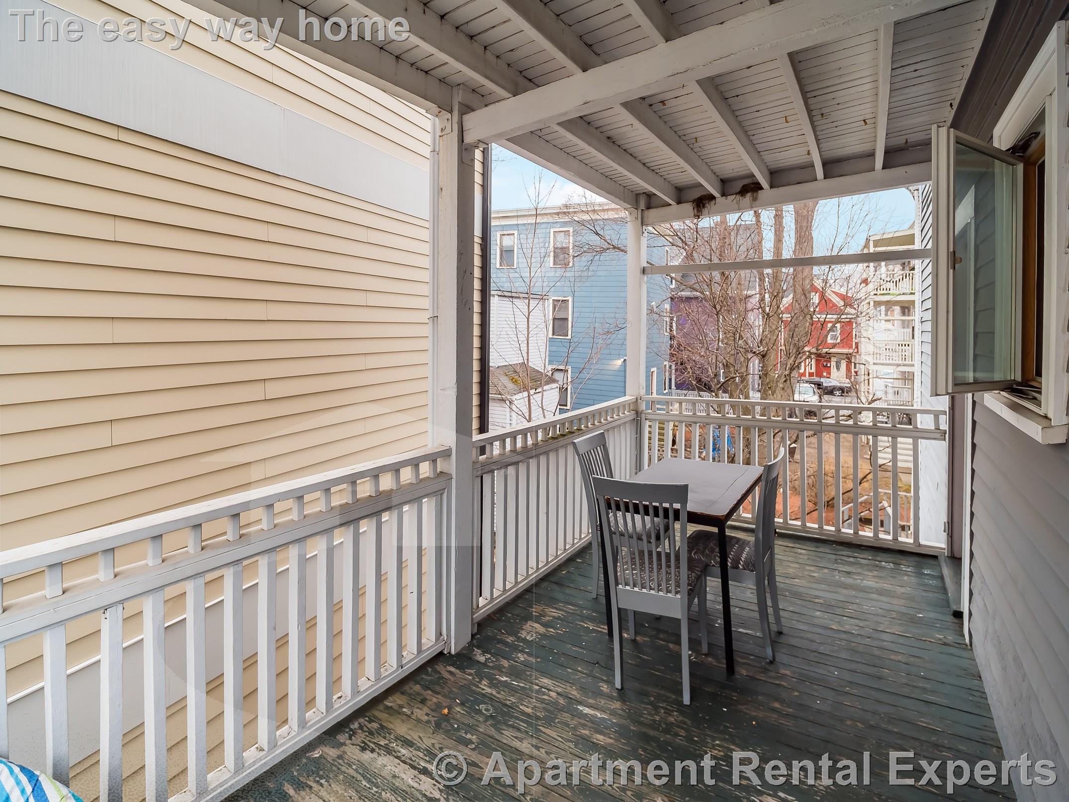 318 Beacon St, Porter Square