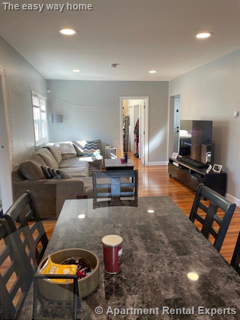 82 Billings Ave, Tufts