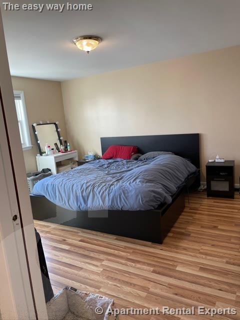 82 Billings Ave, Tufts