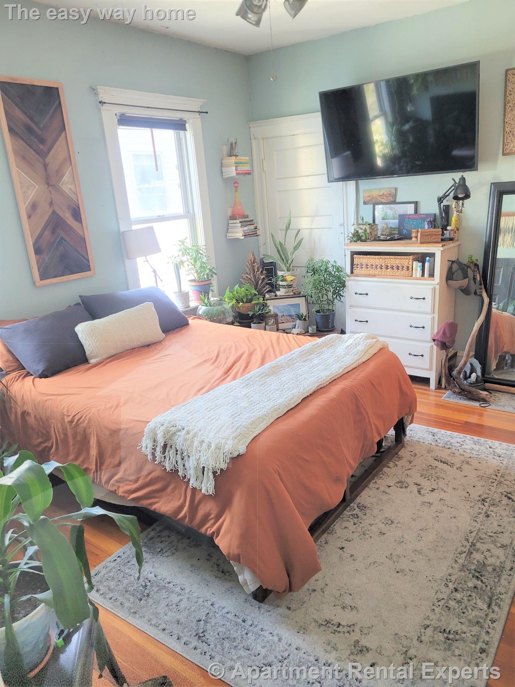 294 Highland Ave, Davis Square