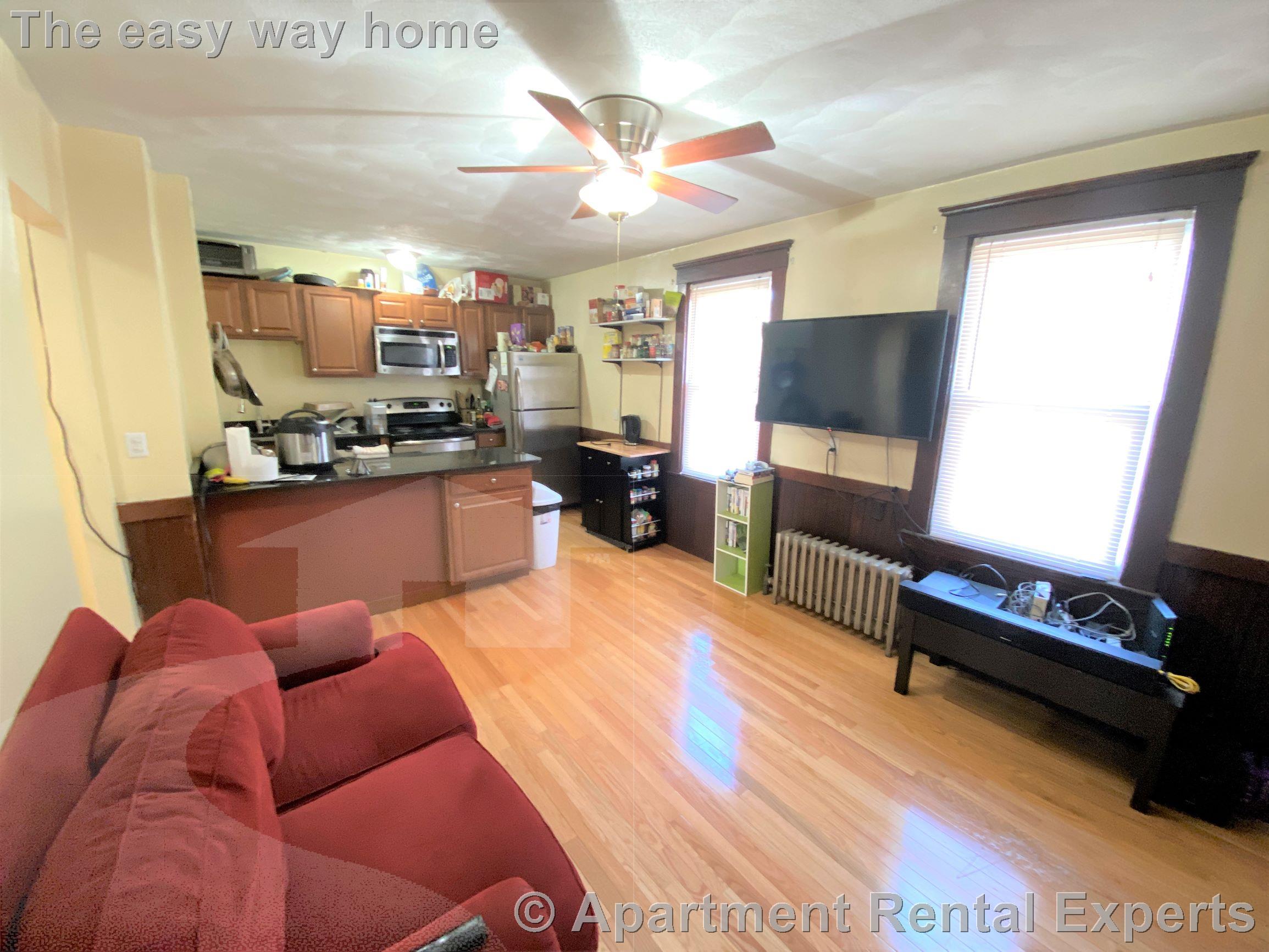 221 Holland St, Davis Square