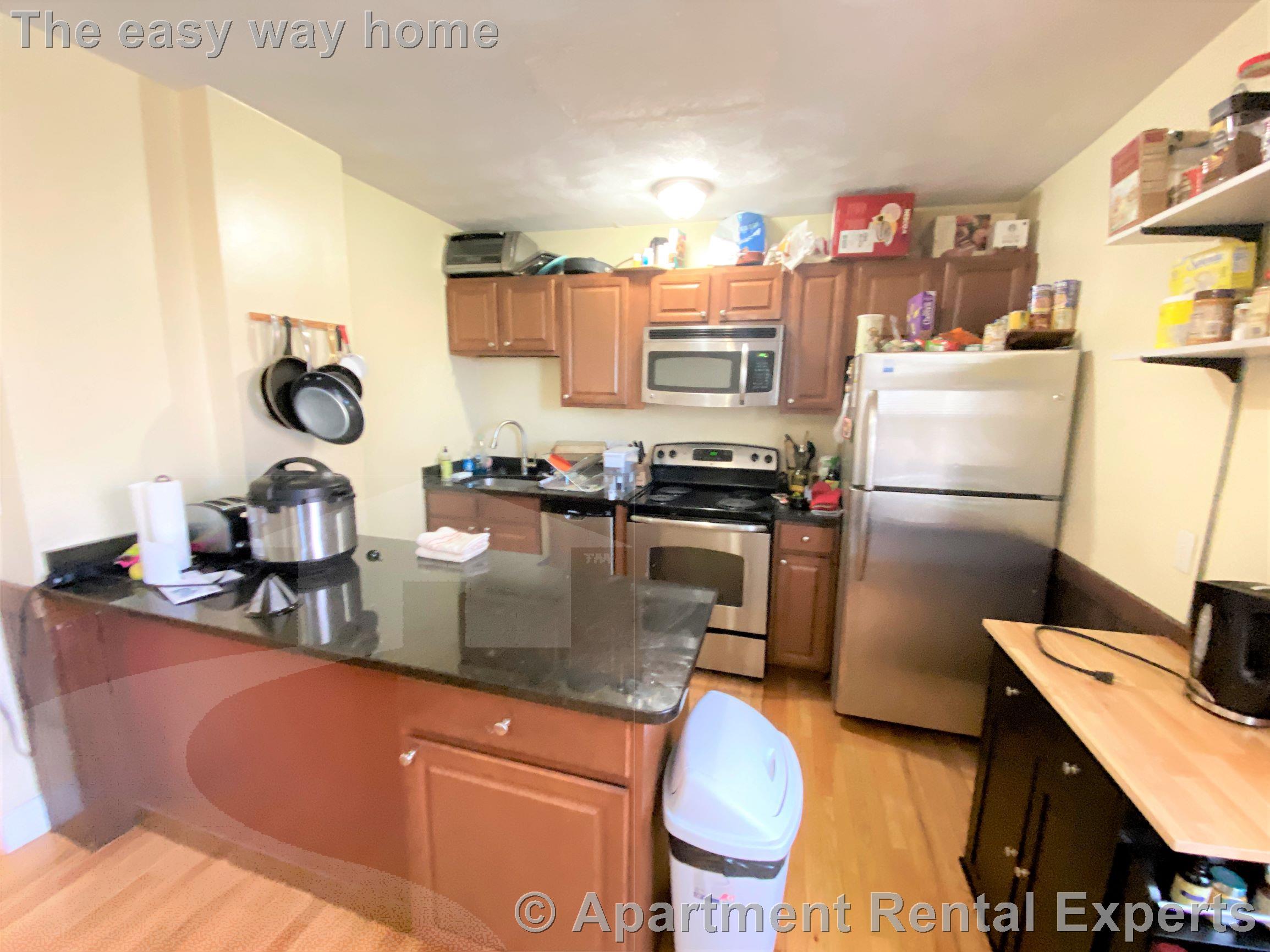 221 Holland St, Davis Square