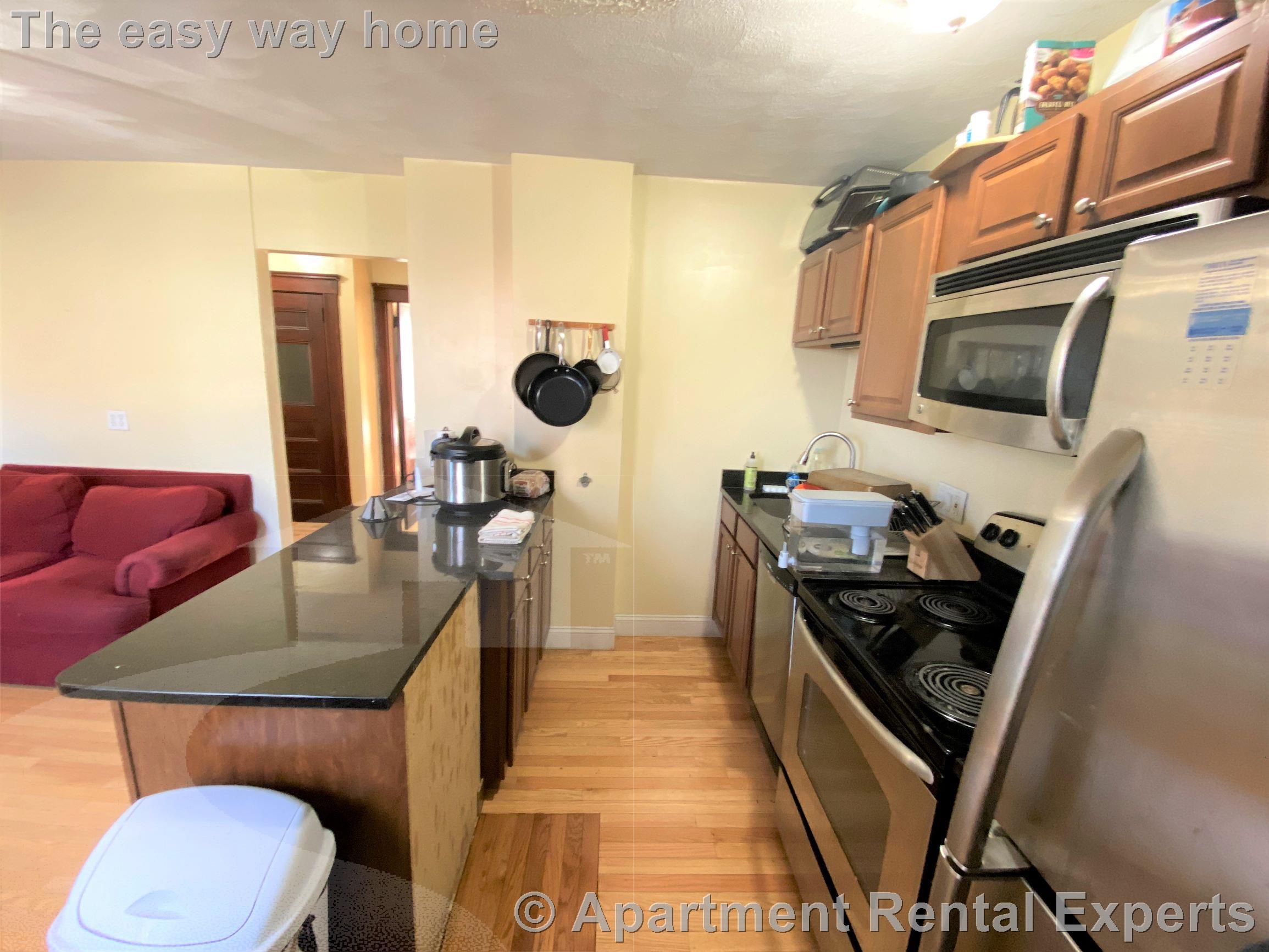 221 Holland St, Davis Square