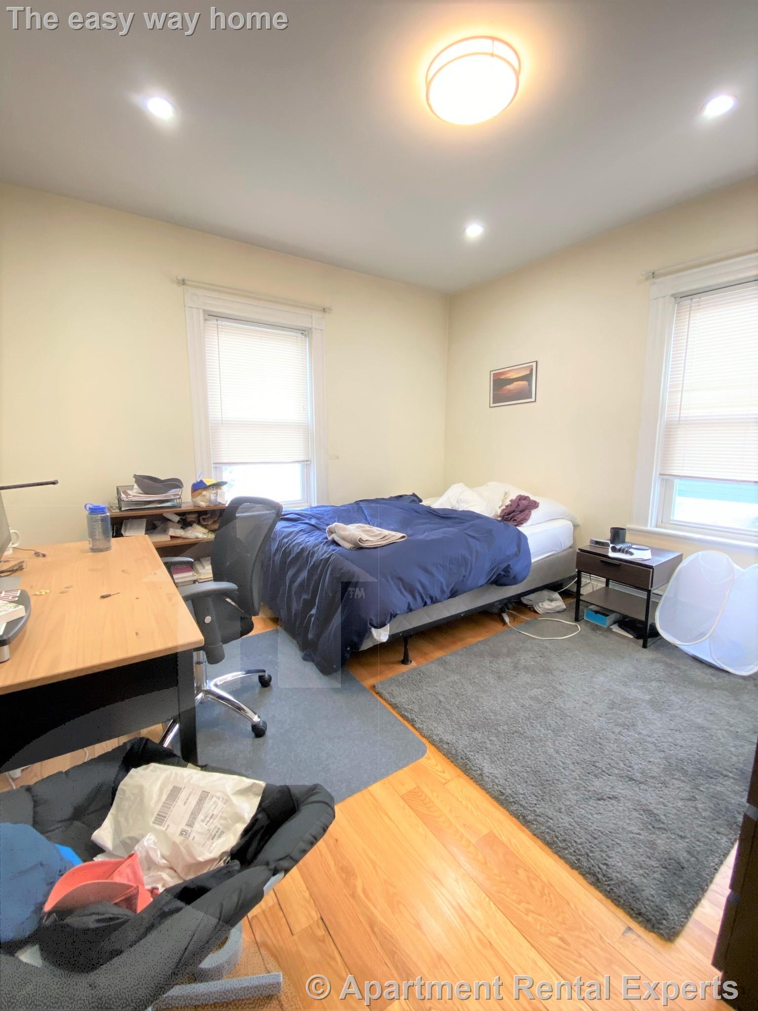 322.5 Western Ave, Central Square